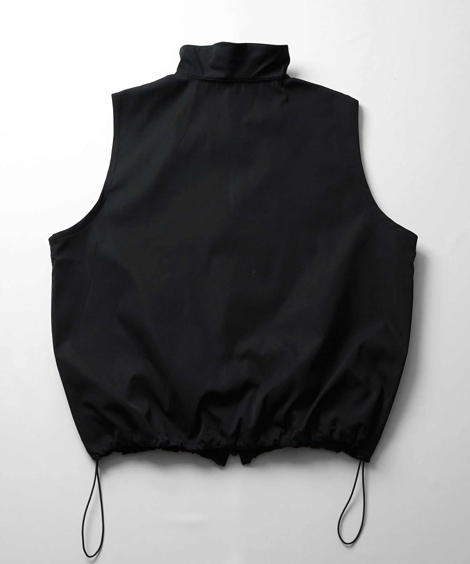 セットアップ対応 スタンドネック 裾ひもドロスト フルジップナイロンテックベスト