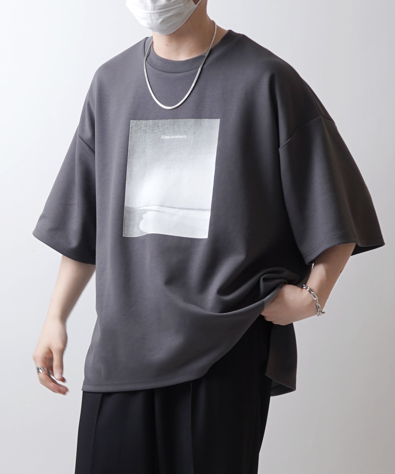 25SS ドレープとろみ ビッグシルエット フォトフロントプリント オーバーサイズ ポンチ半袖Tシャツ