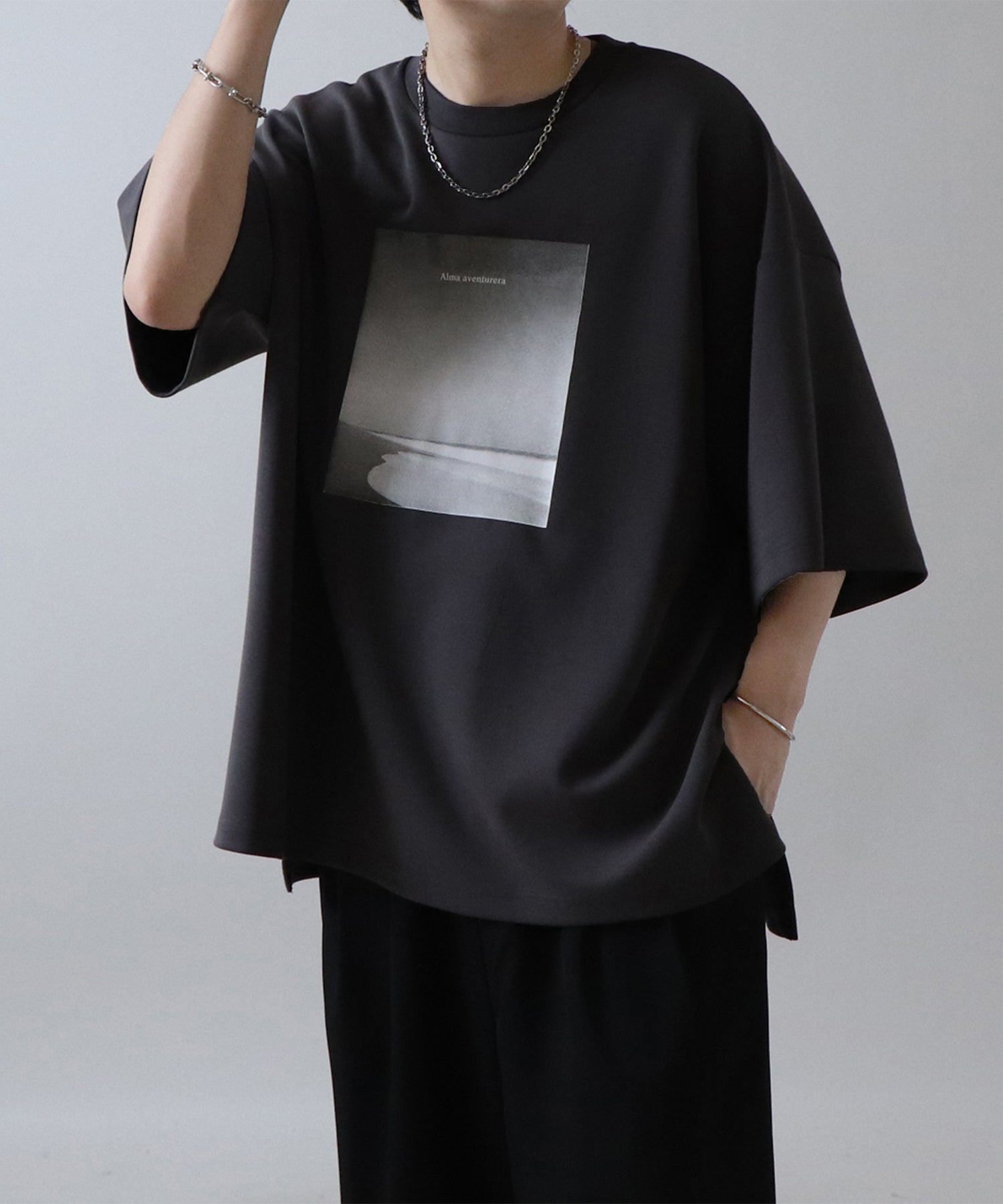 25SS ドレープとろみ ビッグシルエット フォトフロントプリント オーバーサイズ ポンチ半袖Tシャツ