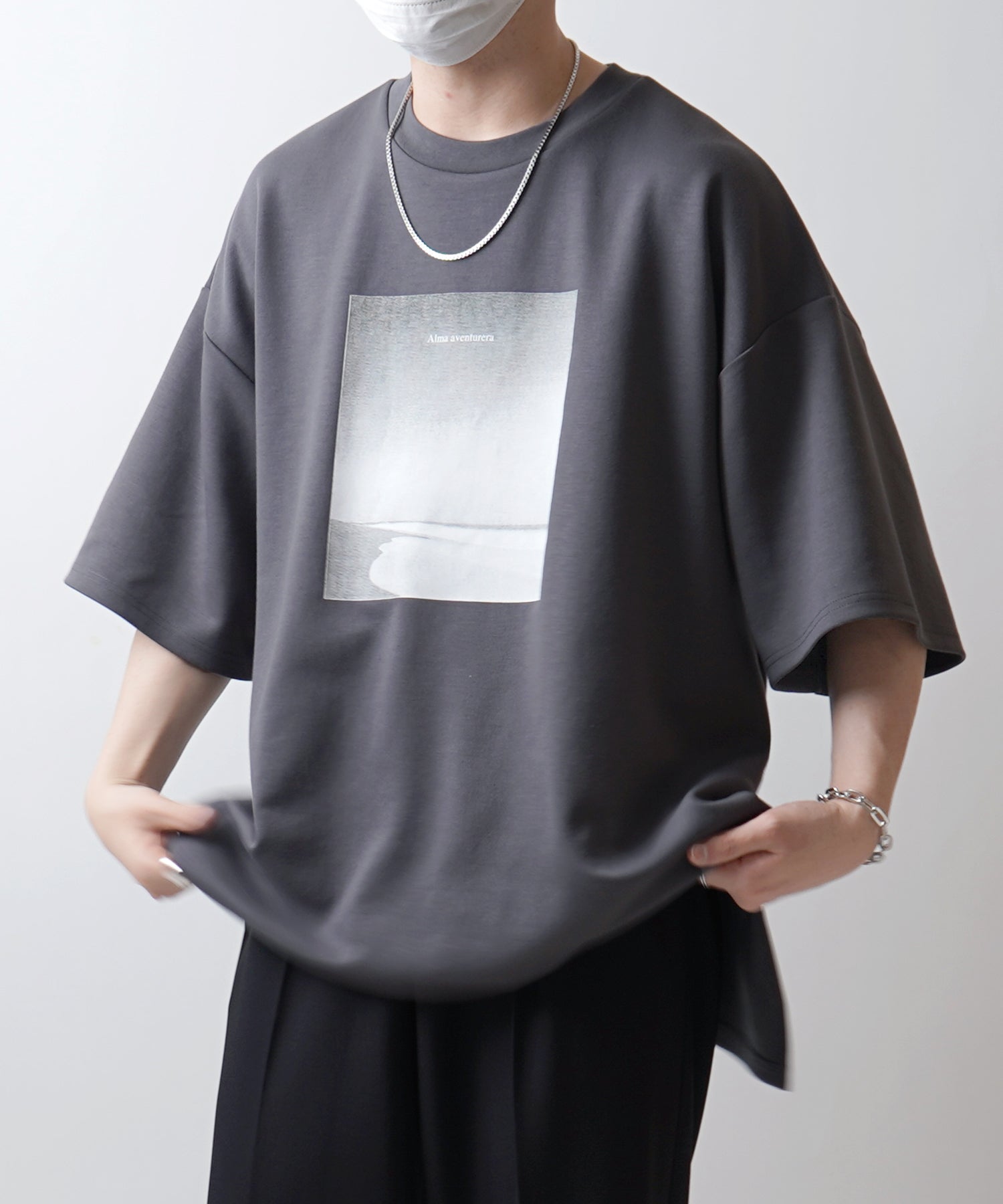 25SS ドレープとろみ ビッグシルエット フォトフロントプリント オーバーサイズ ポンチ半袖Tシャツ