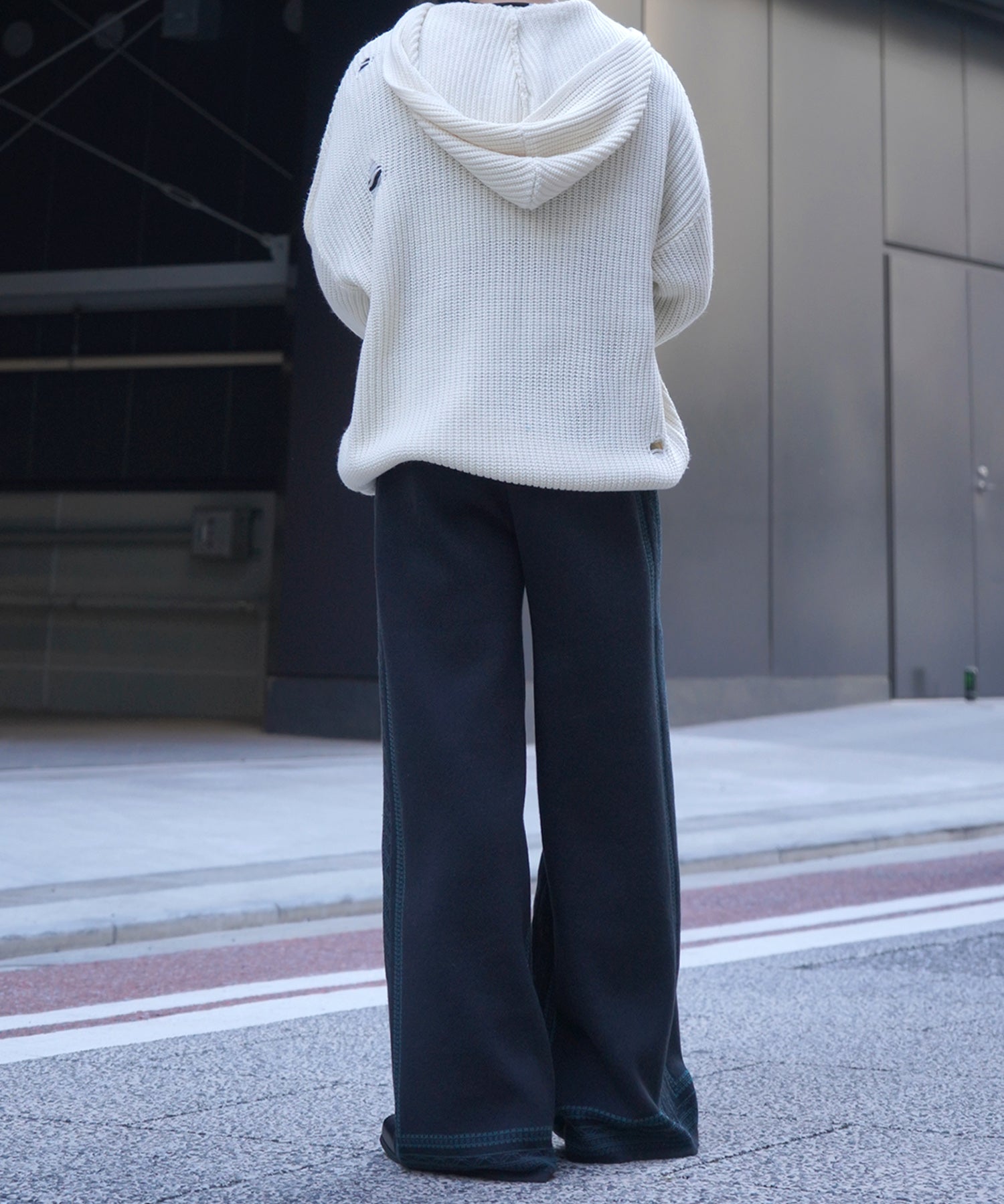 サイドライン ジャガードニット ワイドストレートパンツ
