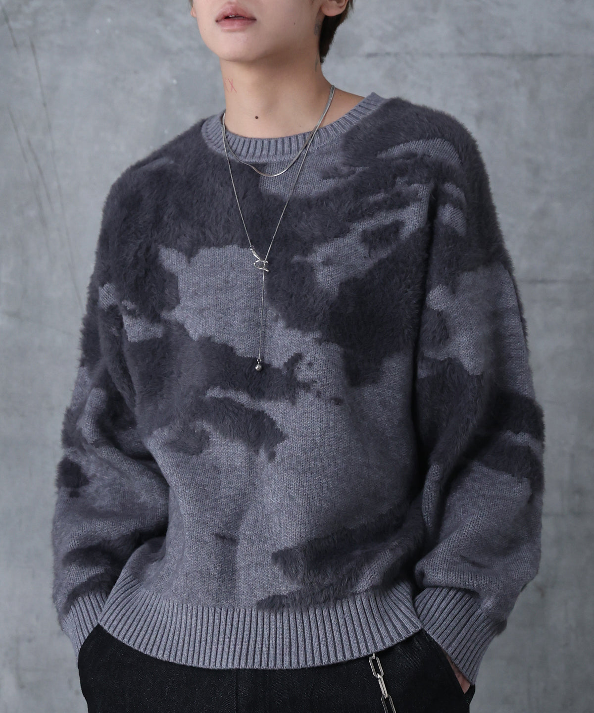 アブストラクト柄 モヘアライク クルーニット プルオーバー