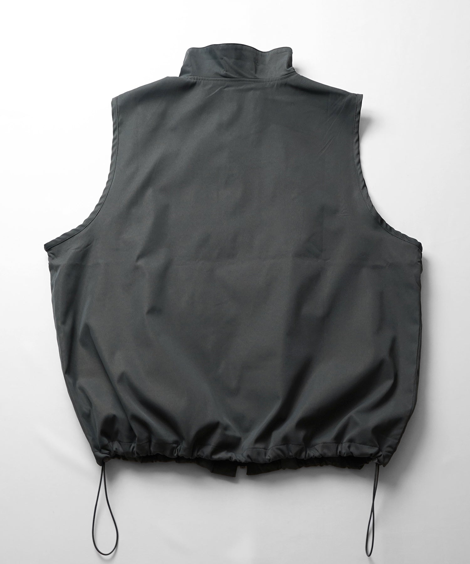 セットアップ対応 スタンドネック 裾ひもドロスト フルジップナイロンテックベスト