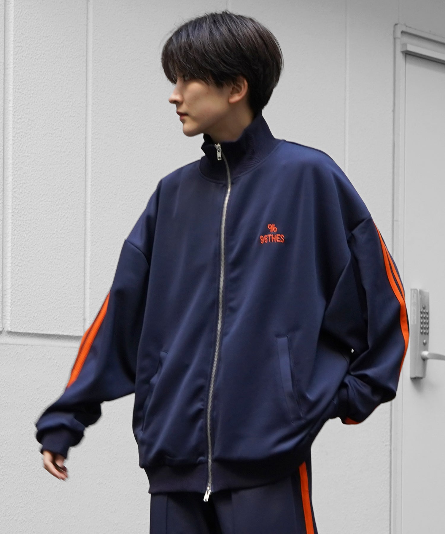 【96thes】韓国ストリート ビッグシルエット ワンポイント刺繍 サイドラインジャージ トラックジャケット
