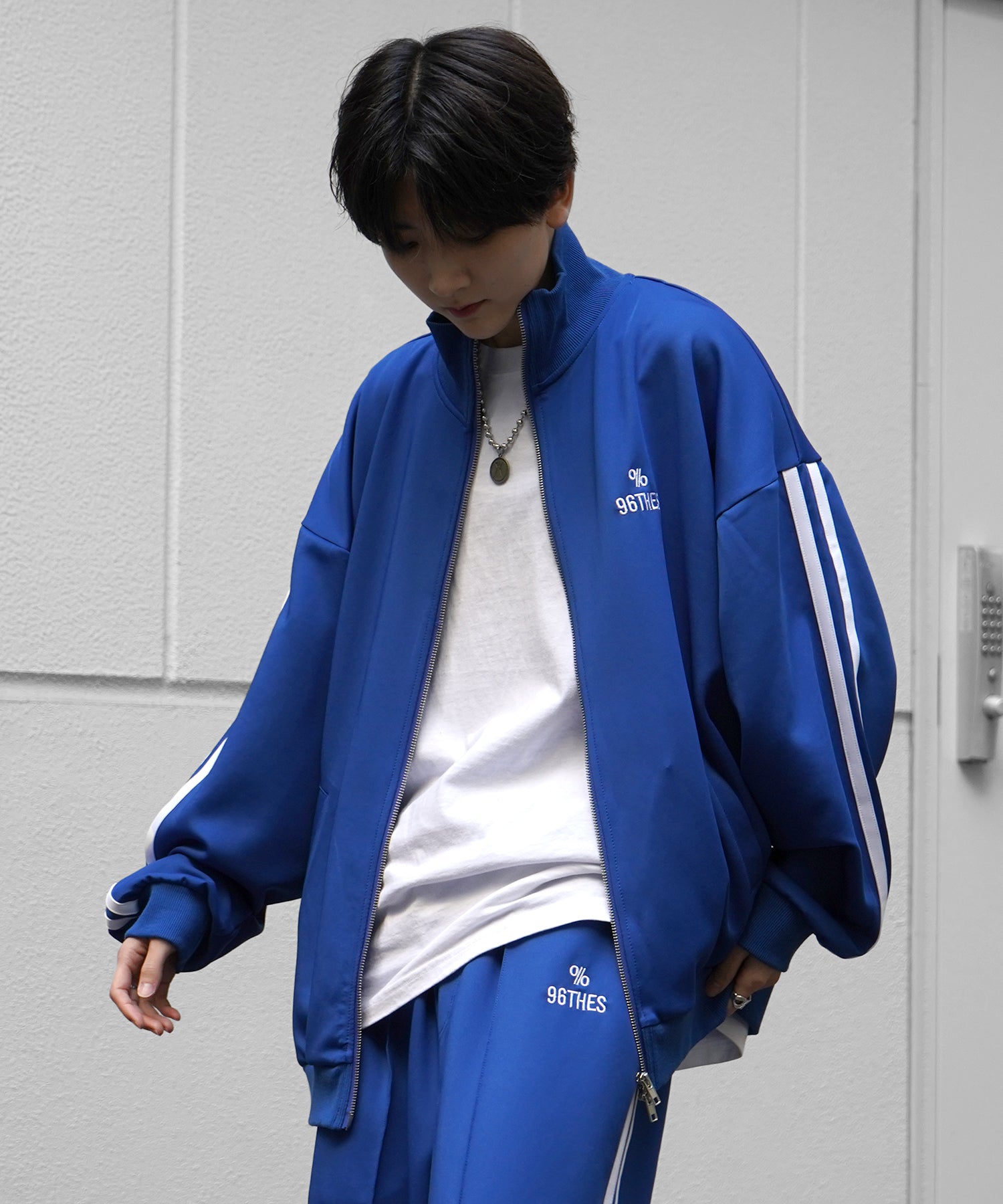 【96thes】韓国ストリート ビッグシルエット ワンポイント刺繍 サイドラインジャージ トラックジャケット