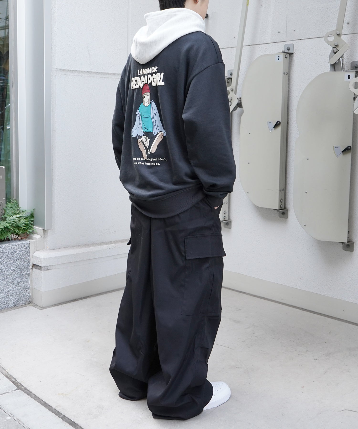 【RED CAP GIRL】24SS ビッグシルエット フロント発泡プリントプルオーバーパーカー
