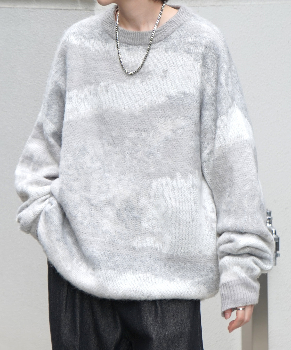 モヘアライク ルーズシルエット グラデーション 煙柄ジャガード シャギープルオーバーニット