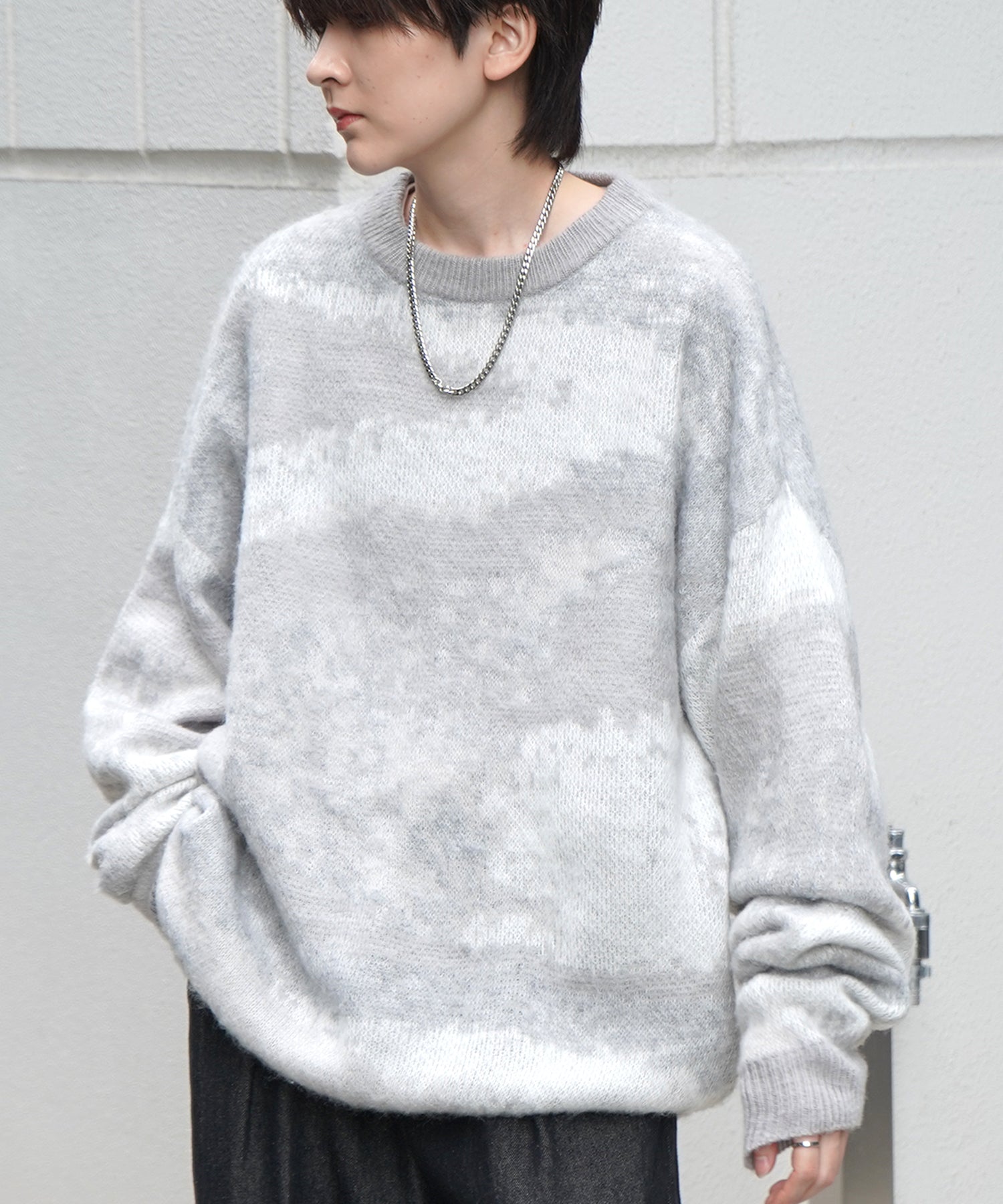 モヘアライク ルーズシルエット グラデーション 煙柄ジャガード シャギープルオーバーニット