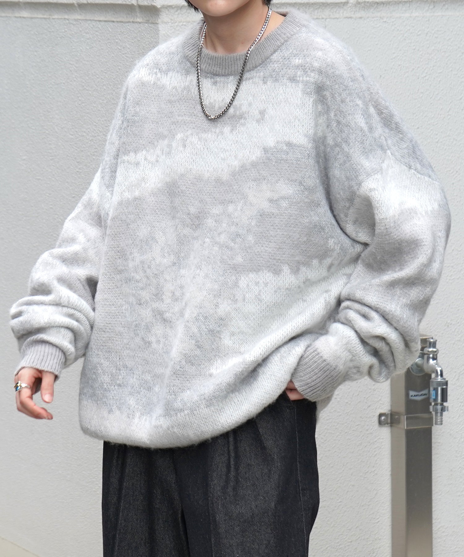 モヘアライク ルーズシルエット グラデーション 煙柄ジャガード シャギープルオーバーニット