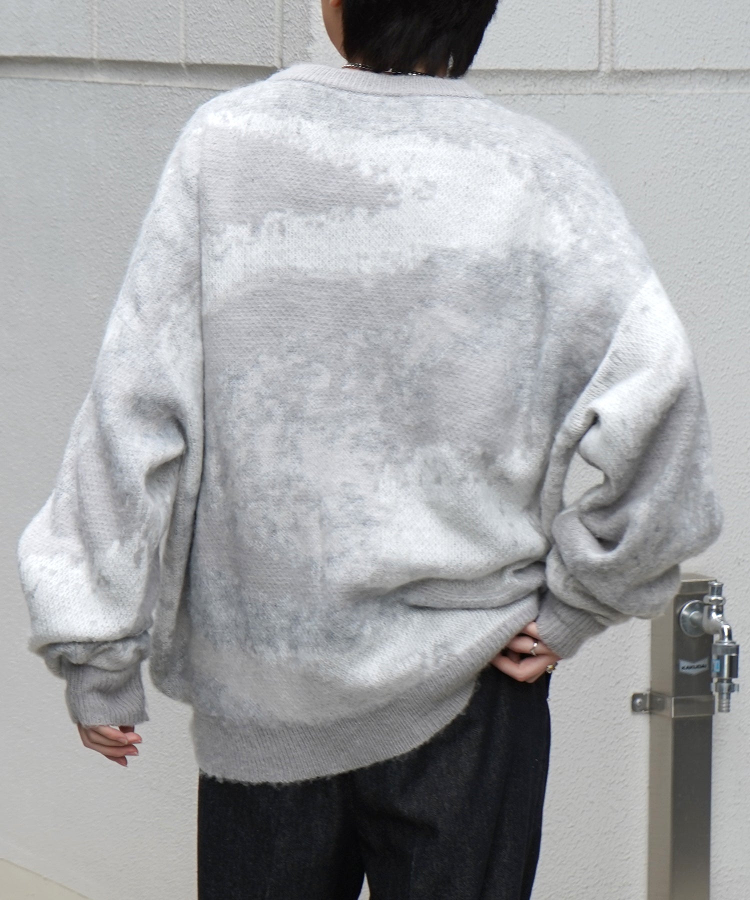 モヘアライク ルーズシルエット グラデーション 煙柄ジャガード シャギープルオーバーニット