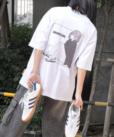 【5月下旬お届け予約商品】25SS【SNKR GIRL × #鹿 (Shika) コラボ】スニーカーガール ビッグシルエット バックイラスト プリントTシャツ