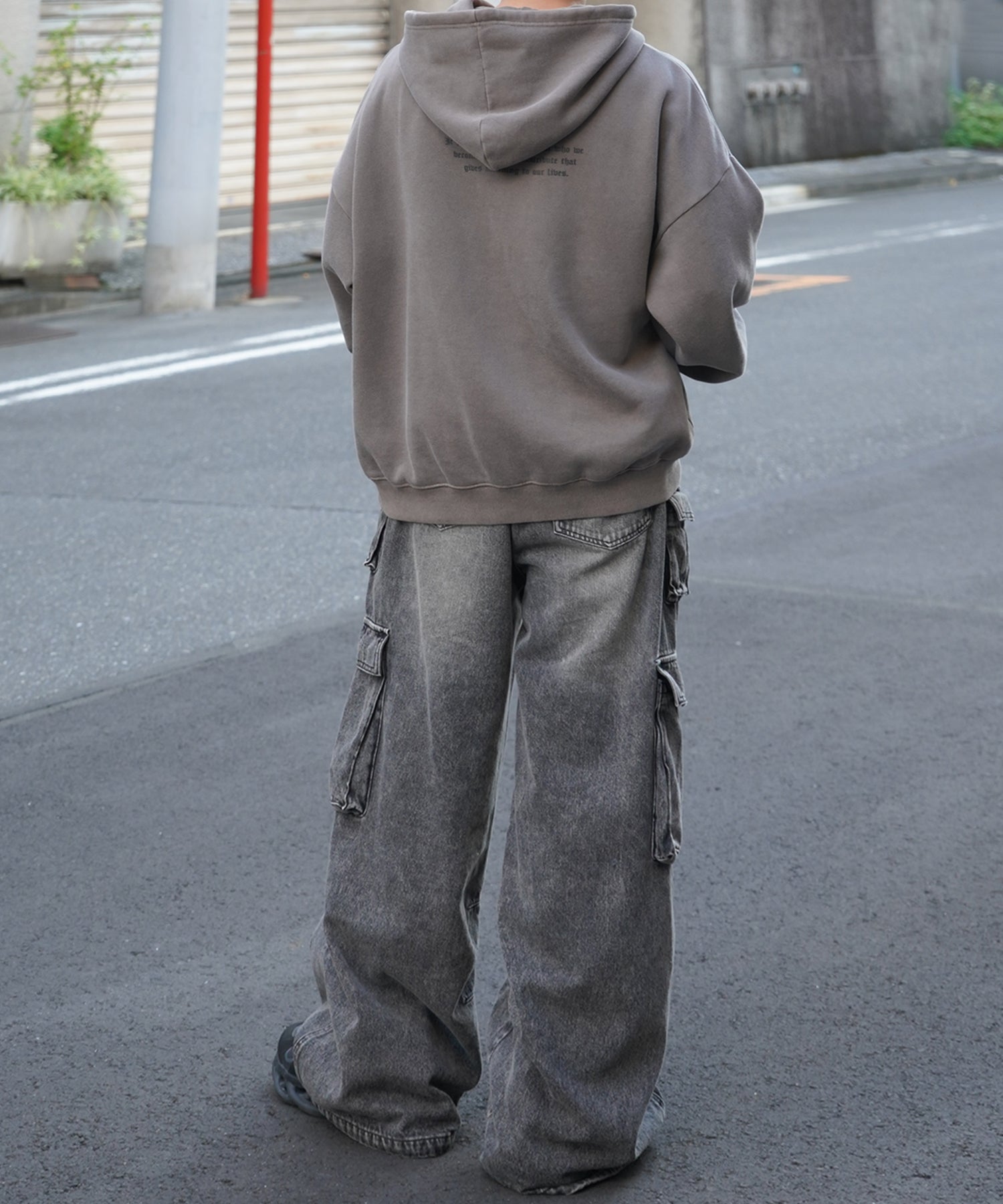 ヴィンテージライク ピグメント加工 ビッグシルエット カットオフフロント刺繍 プリントパーカー