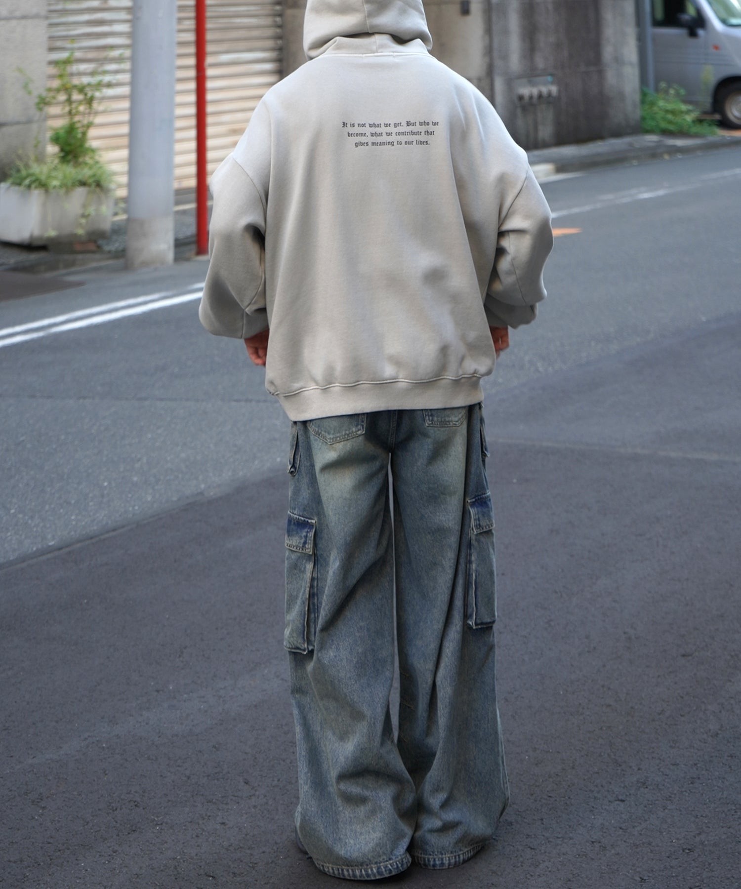 ヴィンテージライク ピグメント加工 ビッグシルエット カットオフフロント刺繍 プリントパーカー