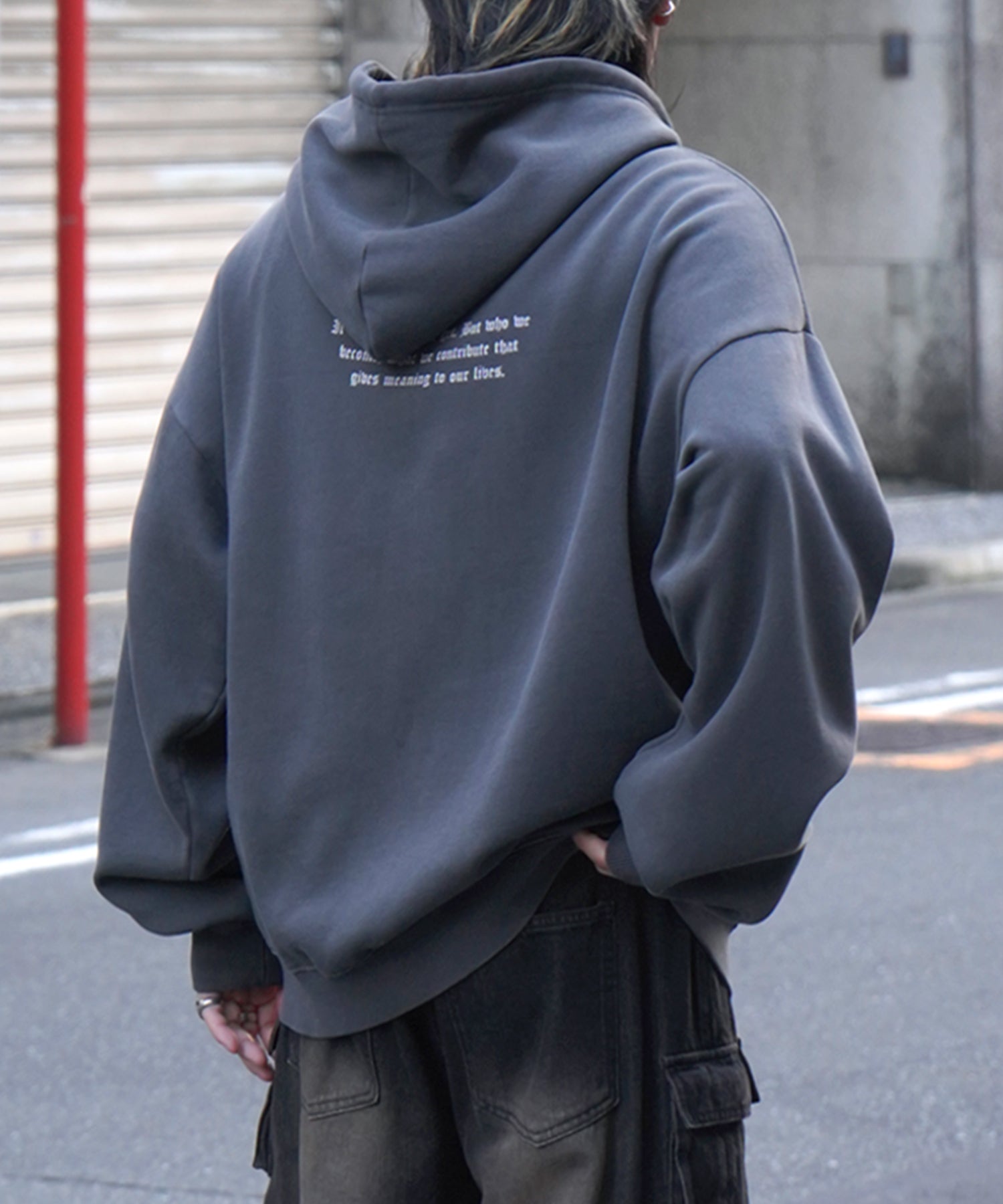 ヴィンテージライク ピグメント加工 ビッグシルエット カットオフフロント刺繍 プリントパーカー