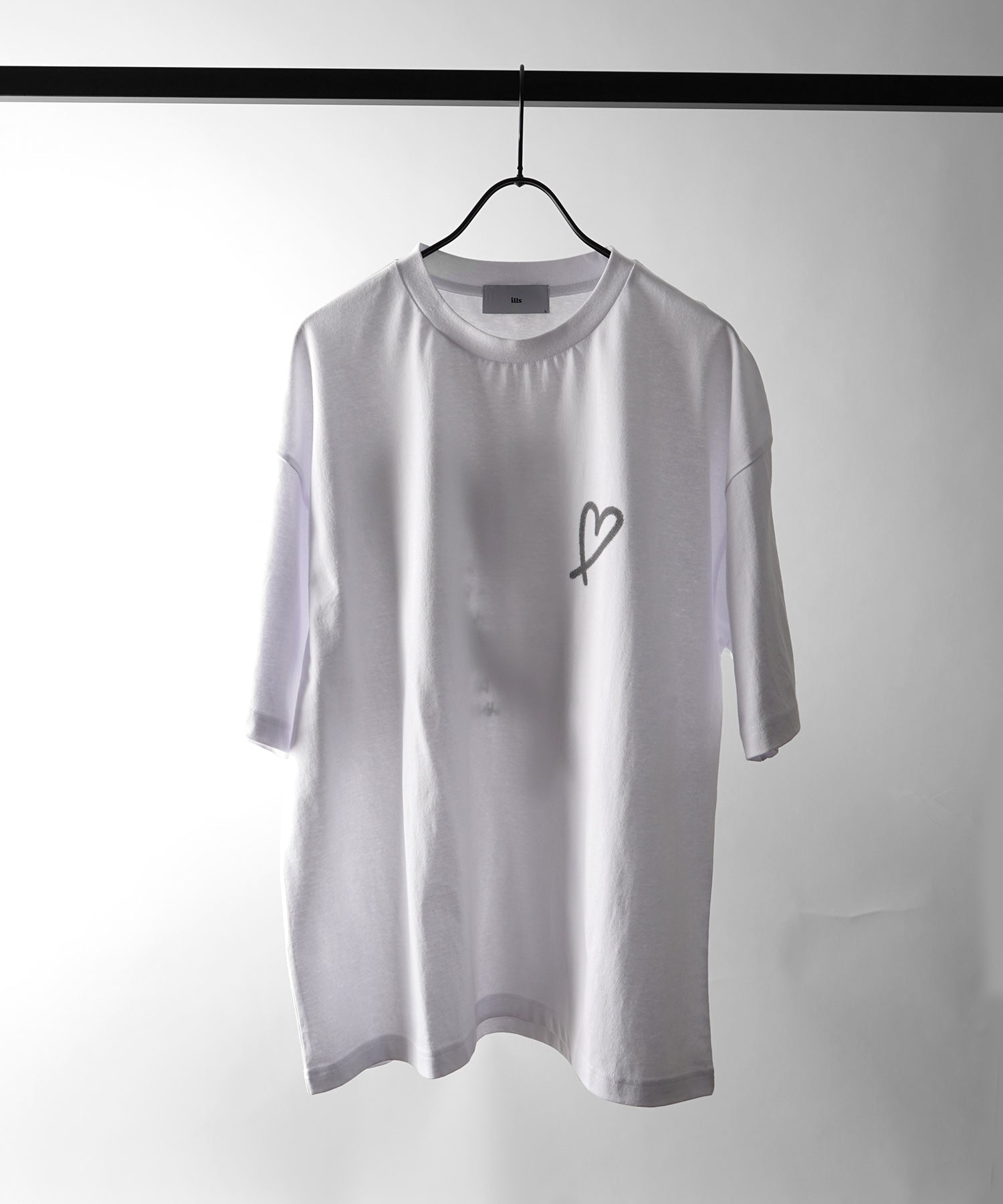 25SS スプレーハート ビッグシルエット バックプリント 半袖Tシャツ ワンポイント