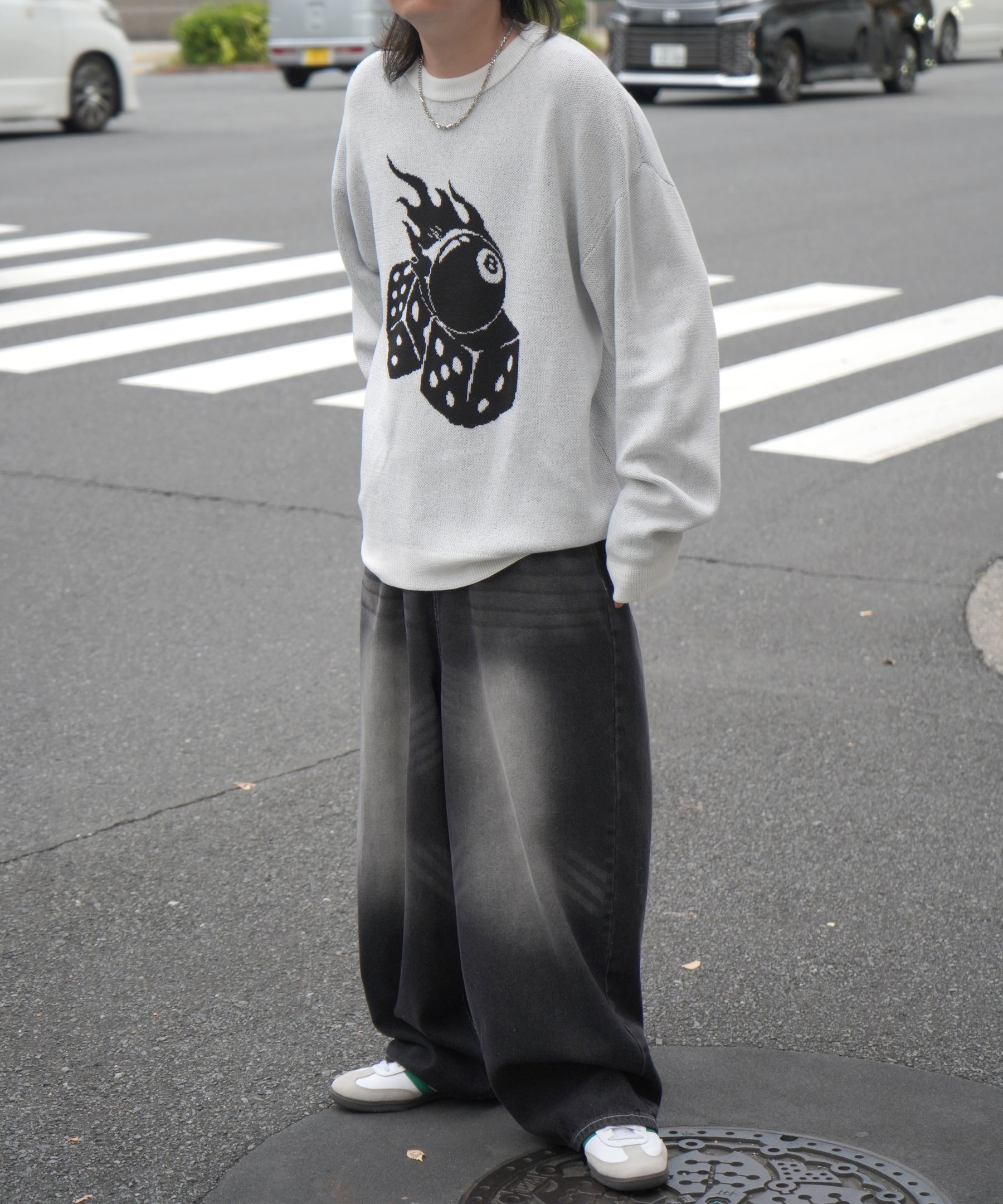 モヘアライク 8ボール / ダイス / スカル グラフィックジャガード ビッグシルエット プルオーバーソフトタッチシャギーニット