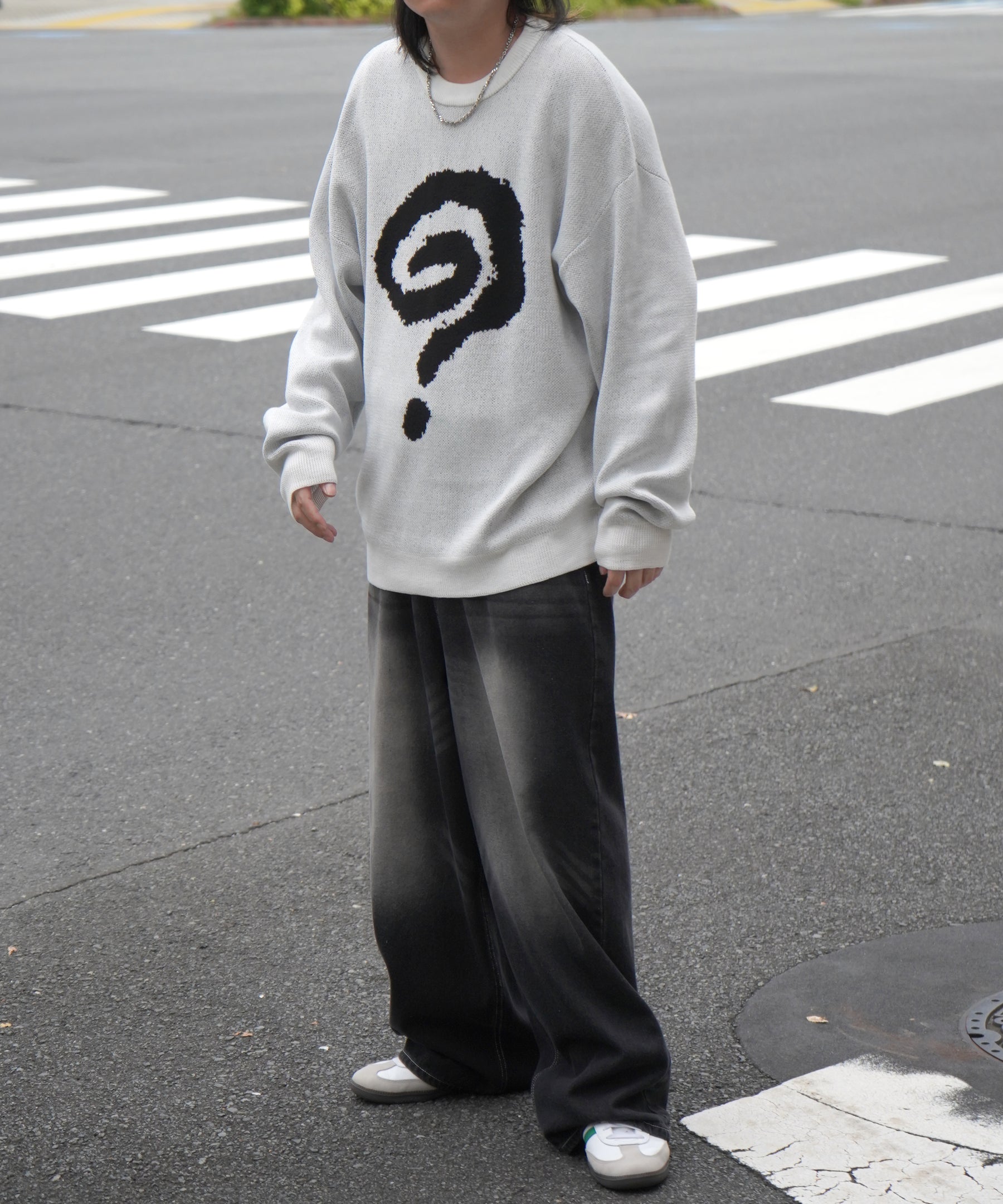 モヘアライク 8ボール / ダイス / スカル グラフィックジャガード ビッグシルエット プルオーバーソフトタッチシャギーニット