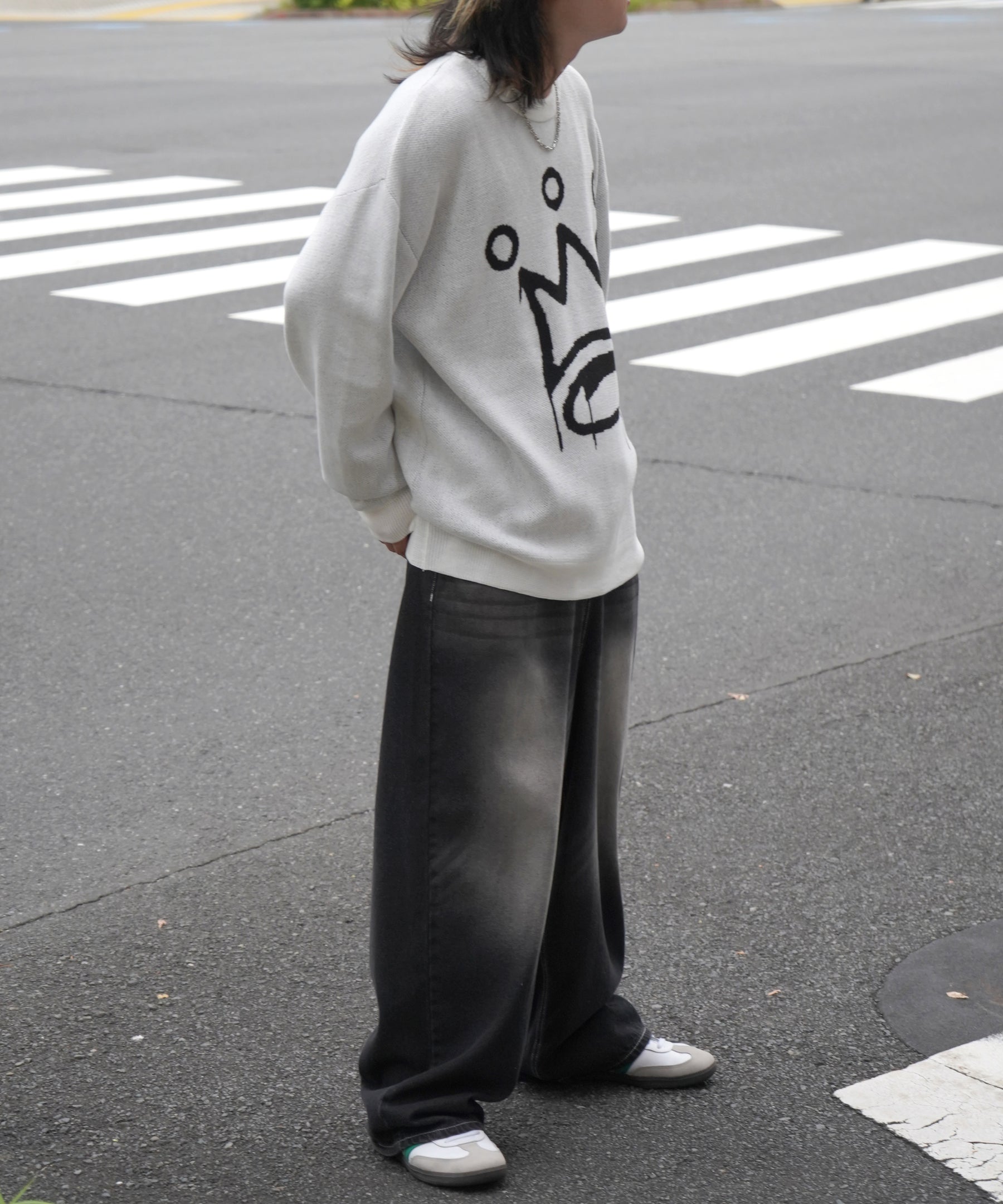 モヘアライク 8ボール / ダイス / スカル グラフィックジャガード ビッグシルエット プルオーバーソフトタッチシャギーニット