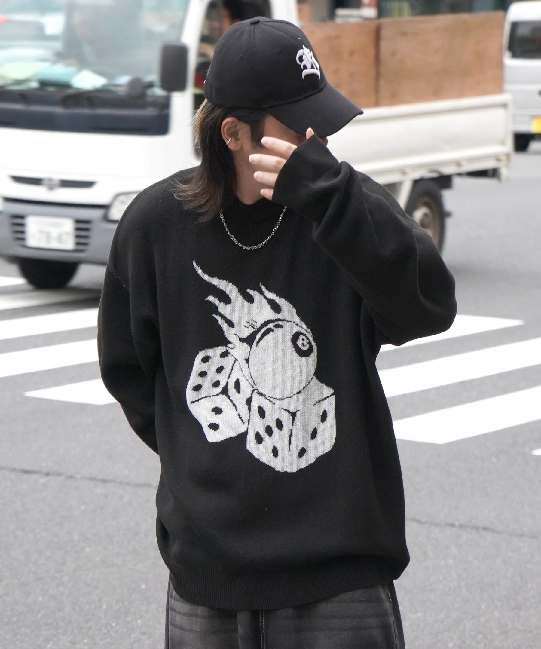 モヘアライク 8ボール / ダイス / スカル グラフィックジャガード ビッグシルエット プルオーバーソフトタッチシャギーニット