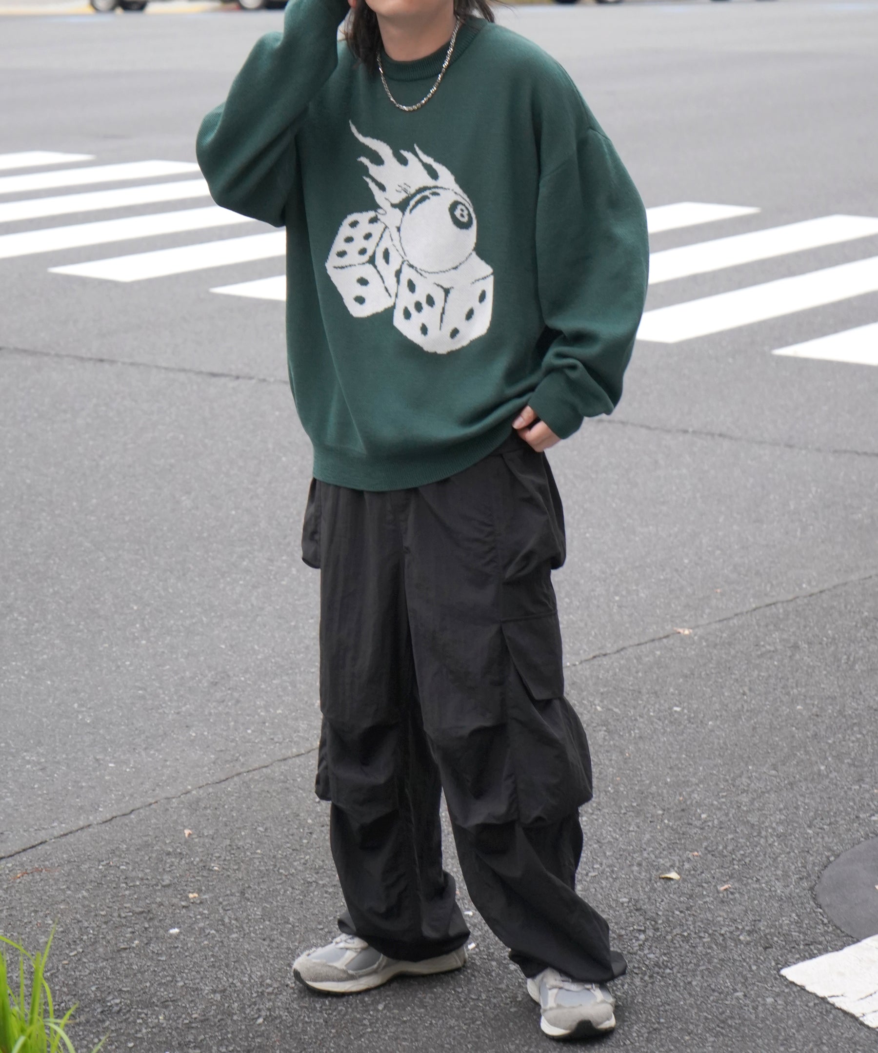 モヘアライク 8ボール / ダイス / スカル グラフィックジャガード ビッグシルエット プルオーバーソフトタッチシャギーニット