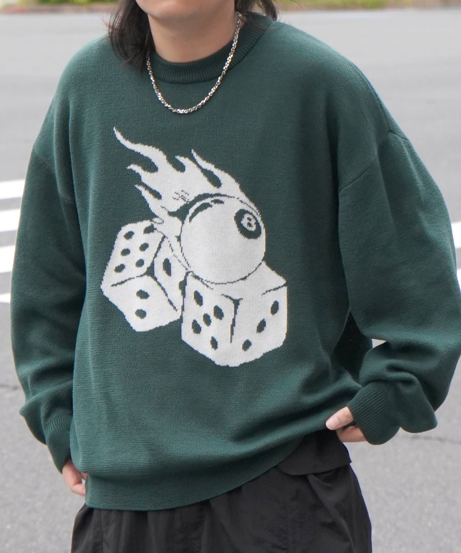 モヘアライク 8ボール / ダイス / スカル グラフィックジャガード ビッグシルエット プルオーバーソフトタッチシャギーニット