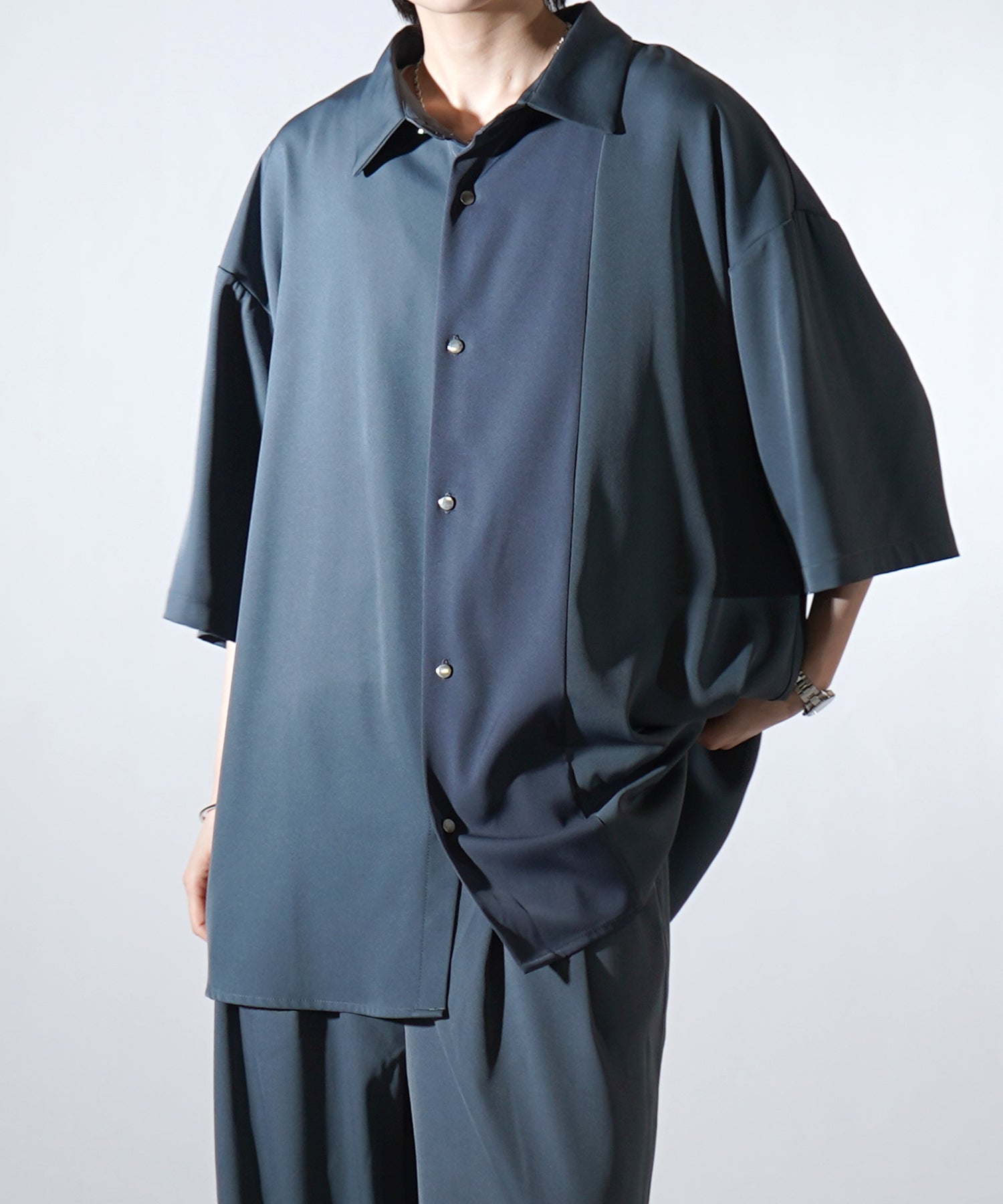 25SS ドレープとろみ アシンメトリー ビッグシルエット半袖シャツ