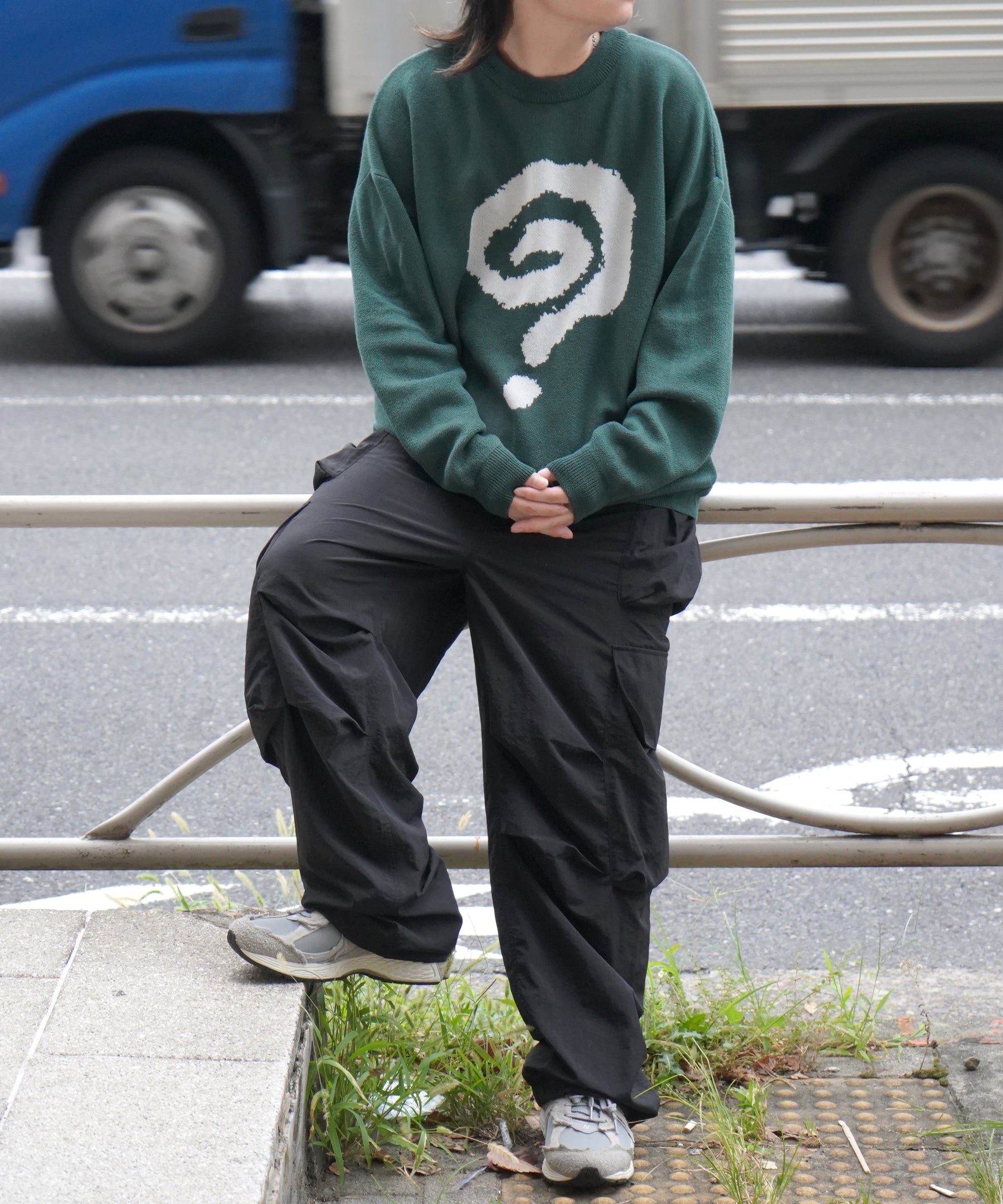 モヘアライク 8ボール / ダイス / スカル グラフィックジャガード ビッグシルエット プルオーバーソフトタッチシャギーニット