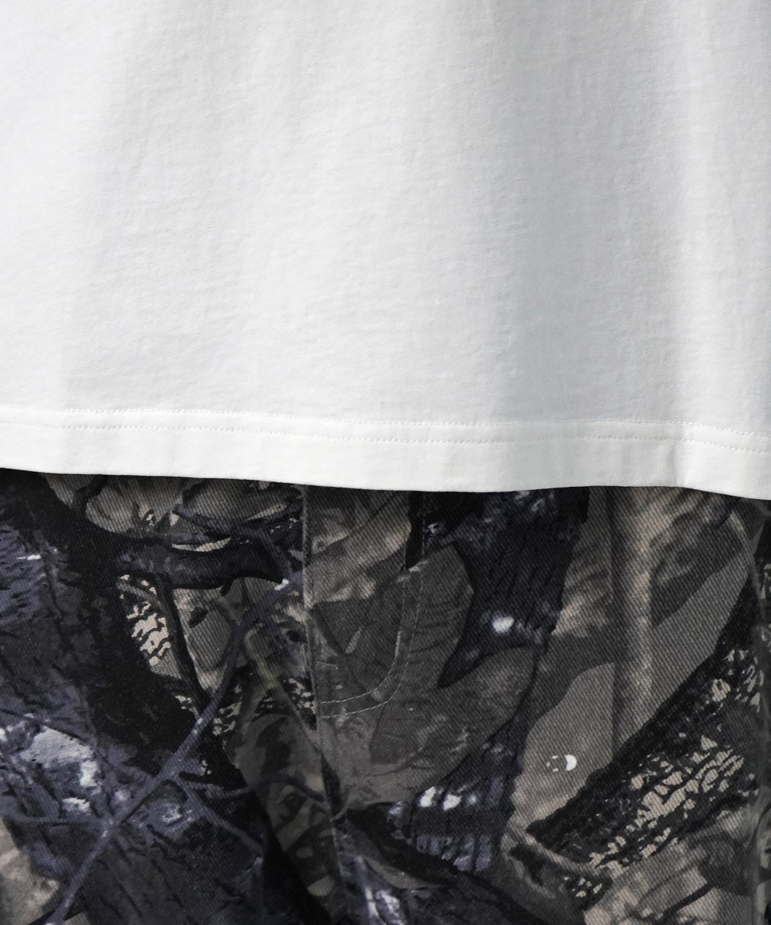 25SS【AIRWALK】ヴィンテージライク ハードグラフィック ボックスシルエット半袖Tシャツ