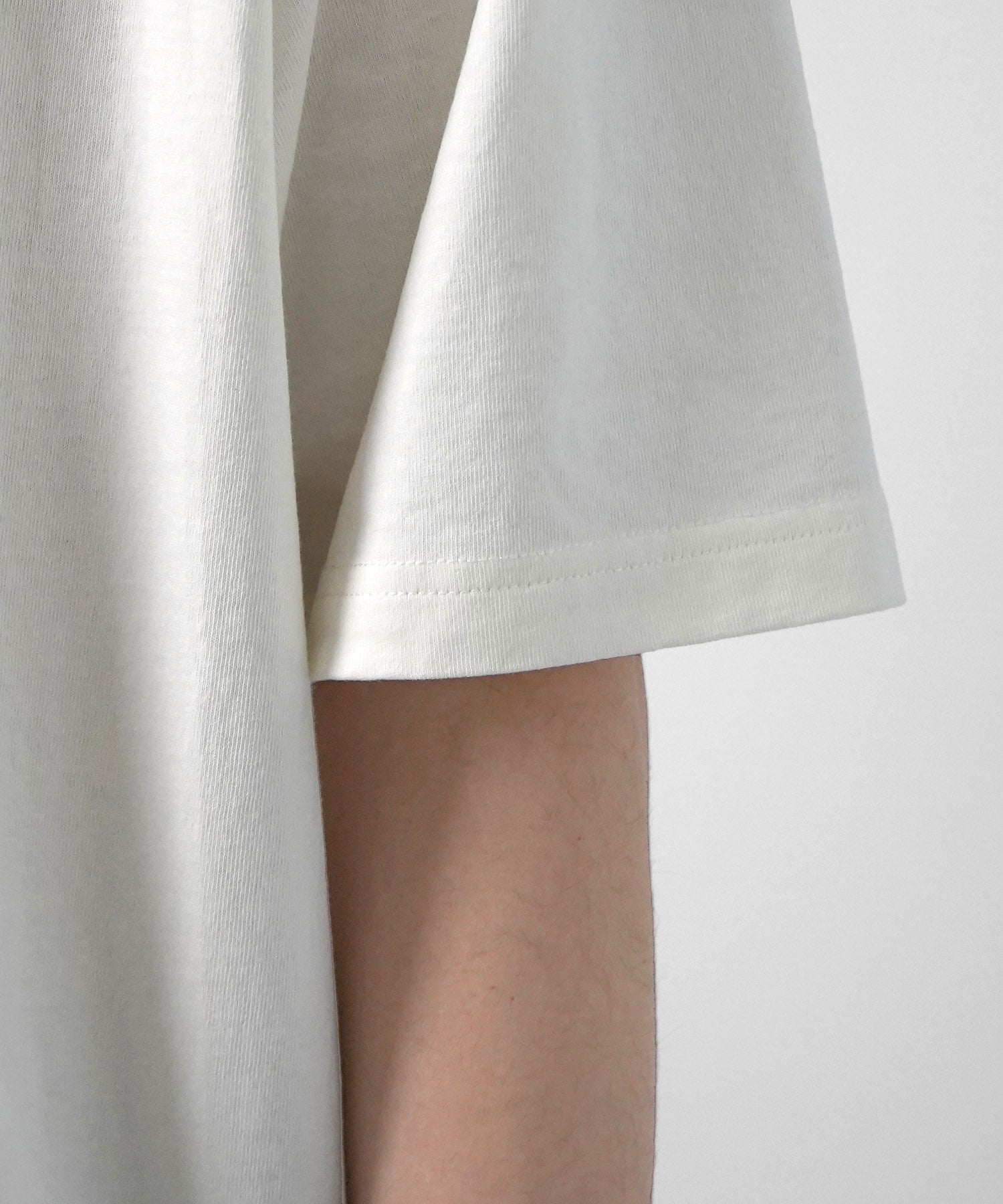 25SS【AIRWALK】ヴィンテージライク ハードグラフィック ボックスシルエット半袖Tシャツ