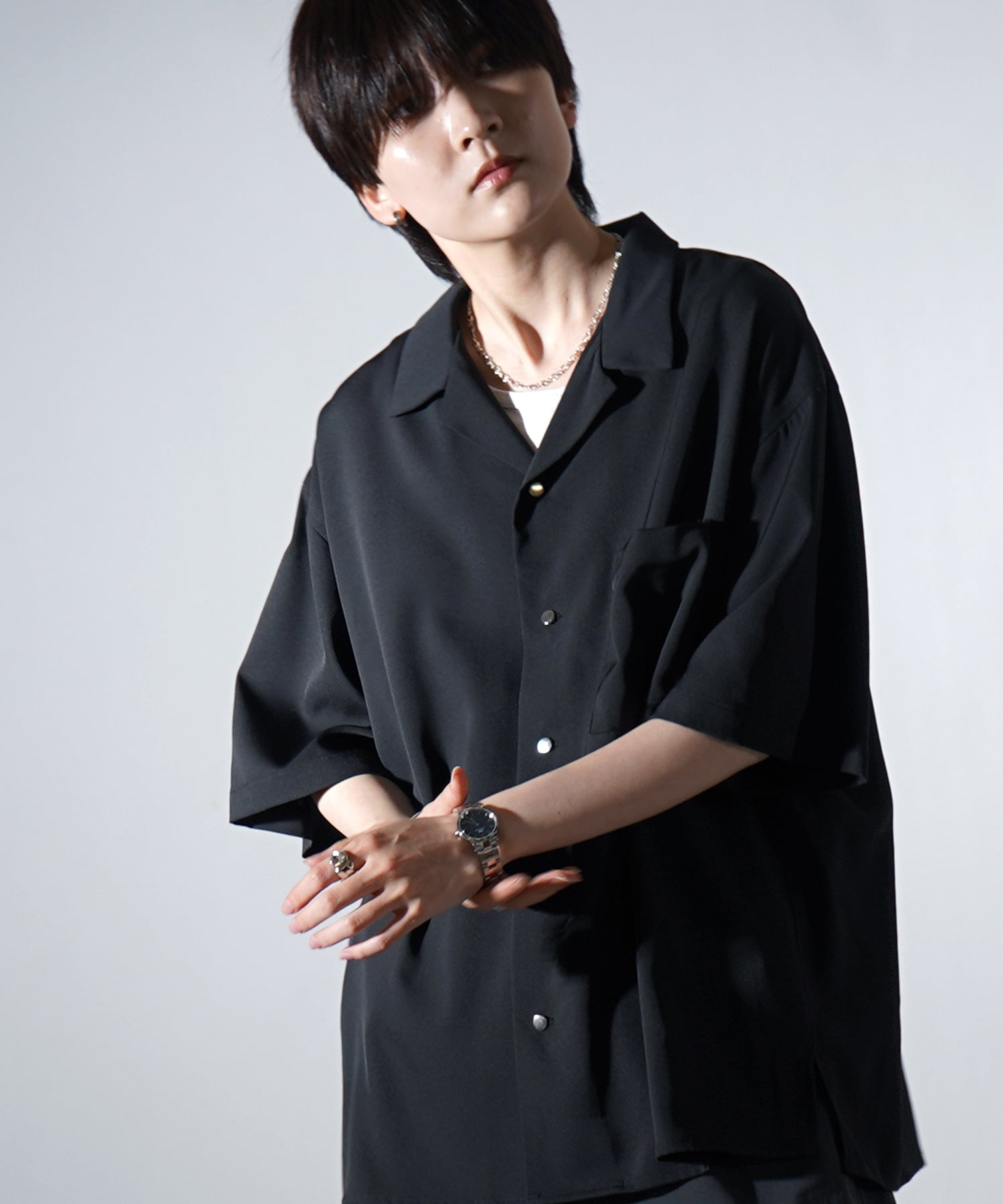 ビッグシルエット メタルボタン ドレープとろみ オープンカラー半袖シャツ