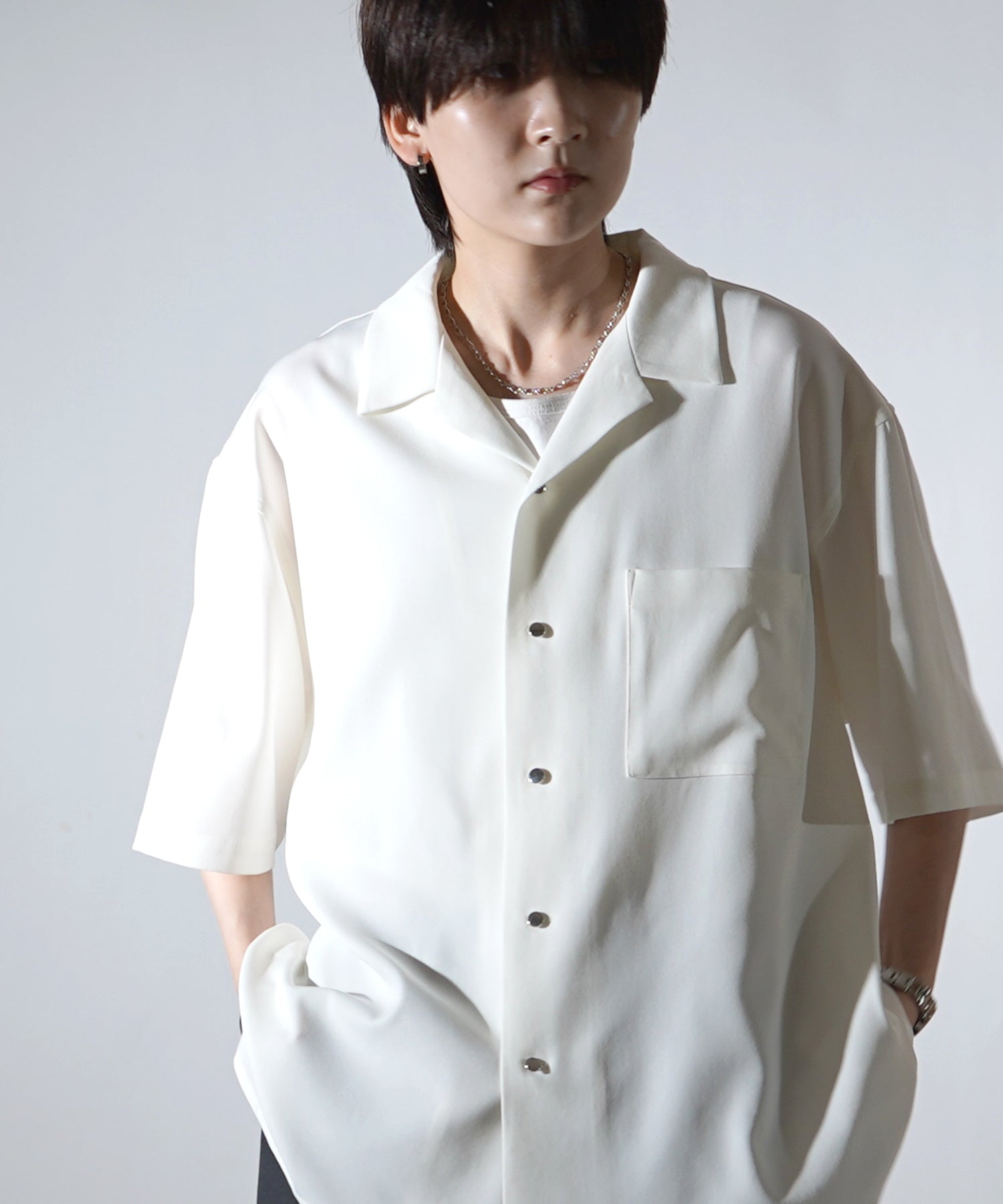 ビッグシルエット メタルボタン ドレープとろみ オープンカラー半袖シャツ