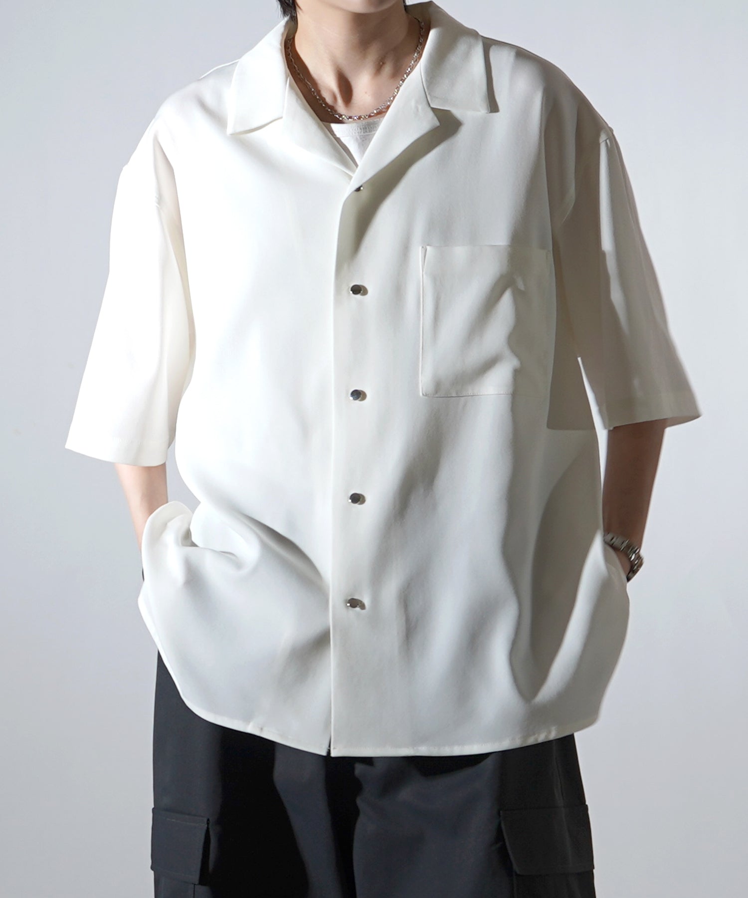 ビッグシルエット メタルボタン ドレープとろみ オープンカラー半袖シャツ