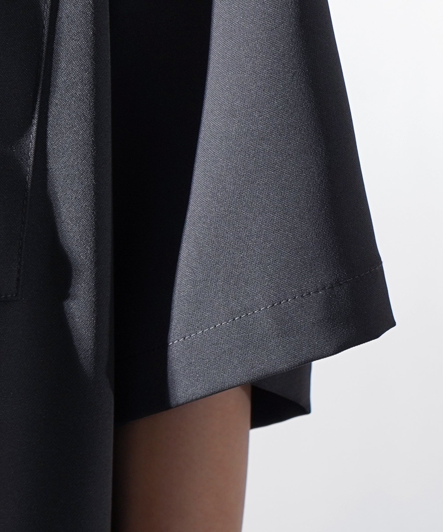 ビッグシルエット メタルボタン ドレープとろみ オープンカラー半袖シャツ