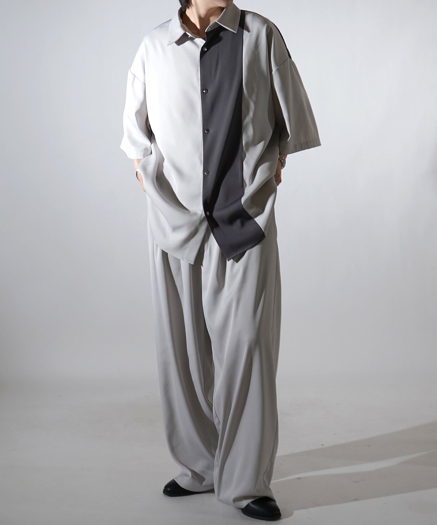 25SS ドレープとろみ アシンメトリー ビッグシルエット半袖シャツ