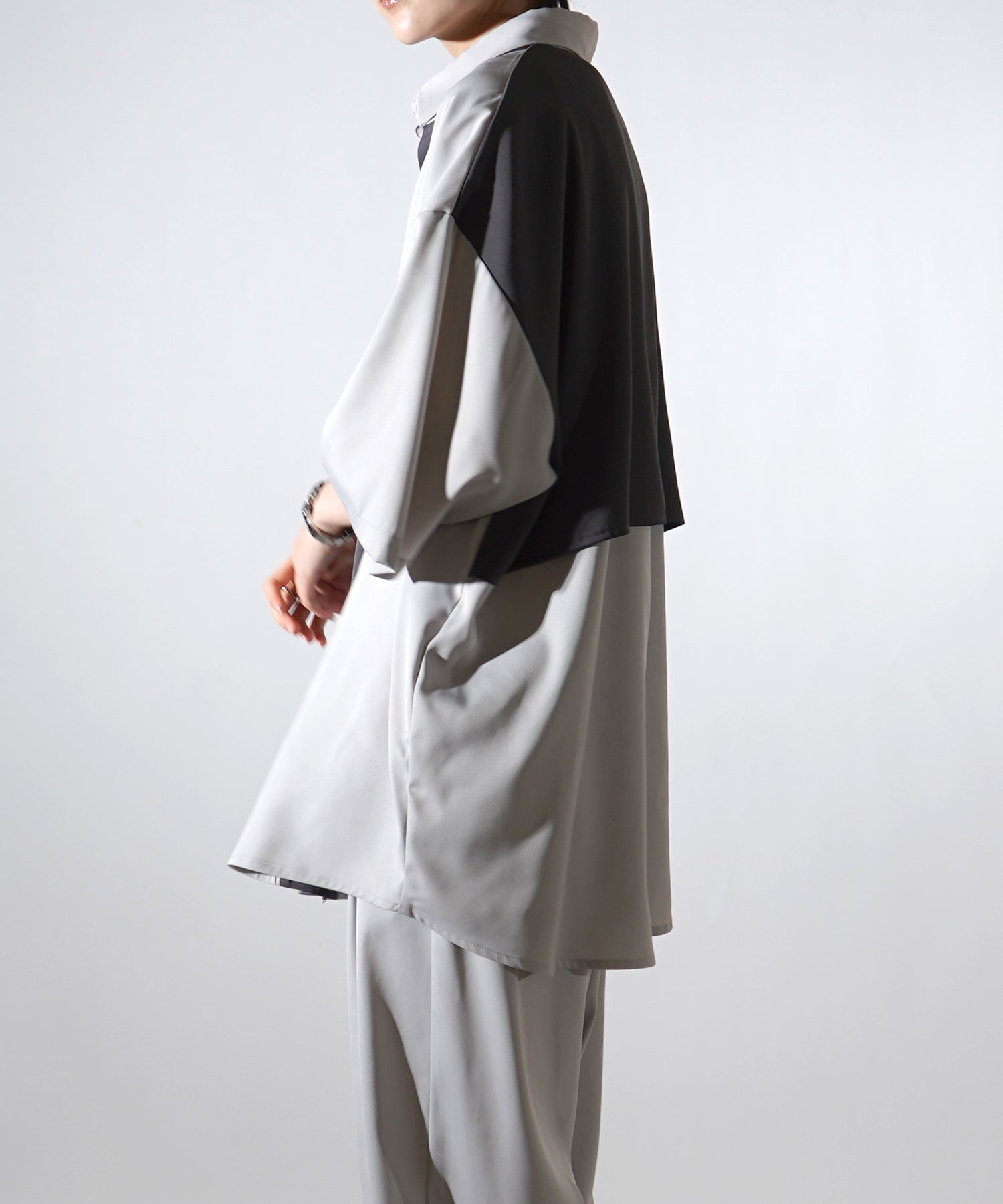 25SS ドレープとろみ アシンメトリー ビッグシルエット半袖シャツ