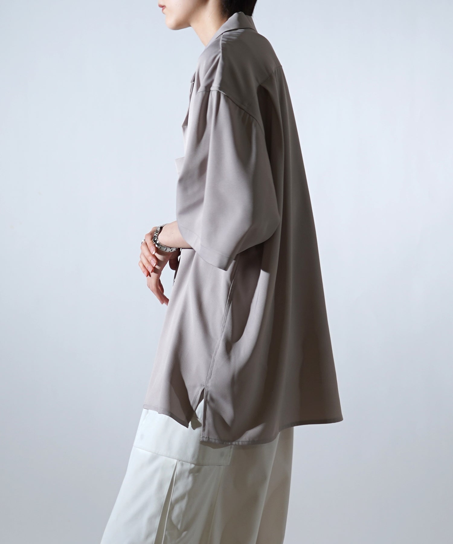 ビッグシルエット メタルボタン ドレープとろみ オープンカラー半袖シャツ