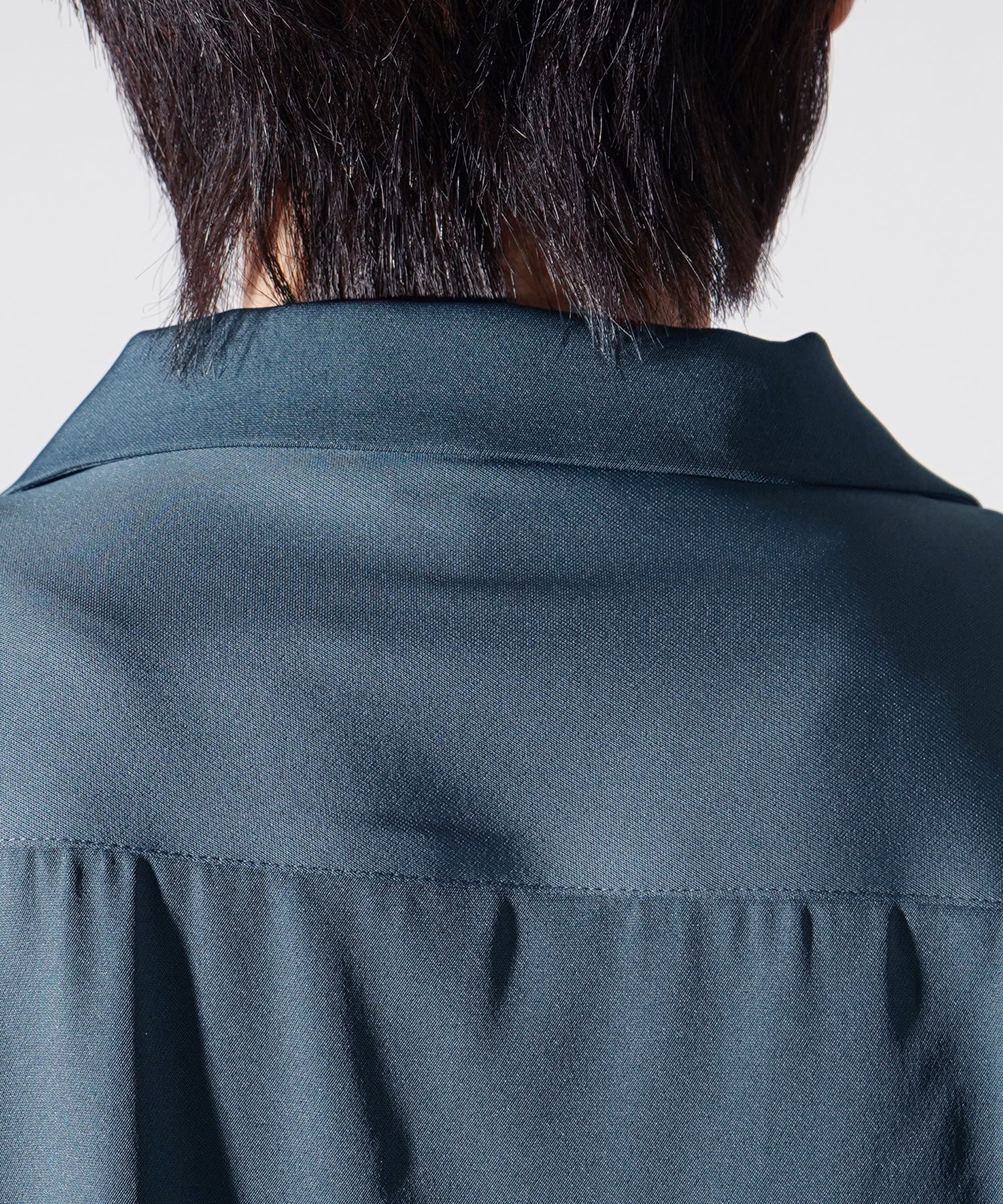 ビッグシルエット メタルボタン ドレープとろみ オープンカラー半袖シャツ