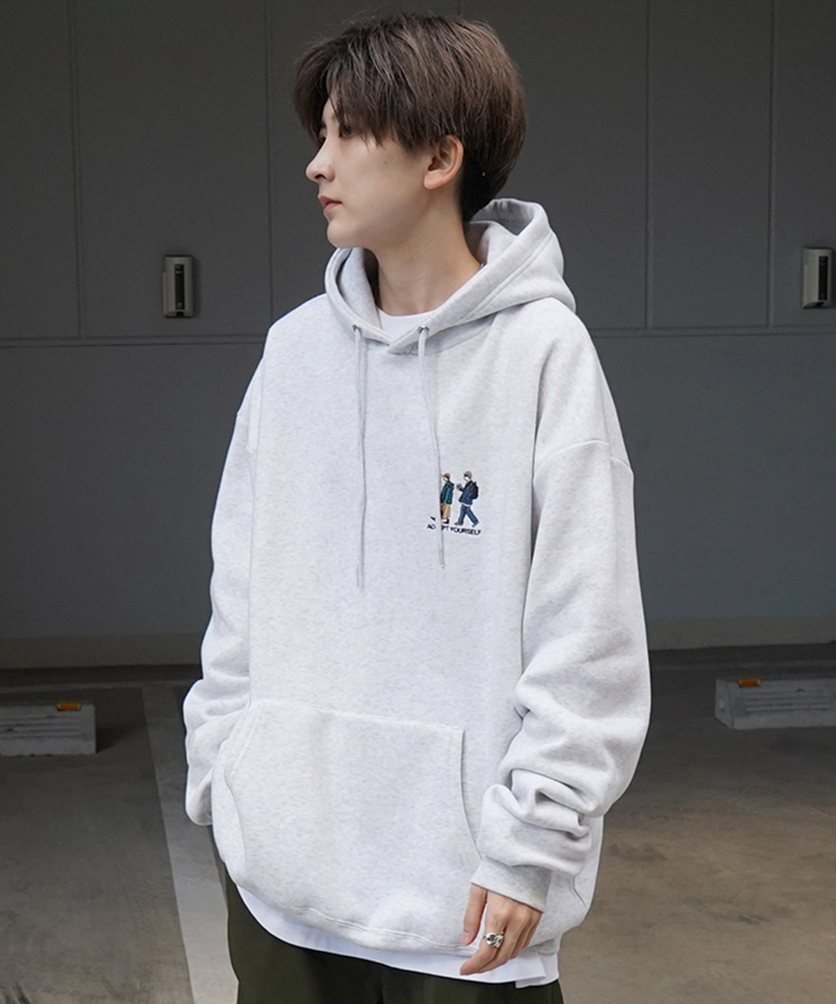 ウォーキング刺繡A ワンポイント刺繍ロゴ ビッグシルエット 裏起毛プルオーバーパーカー フーディー