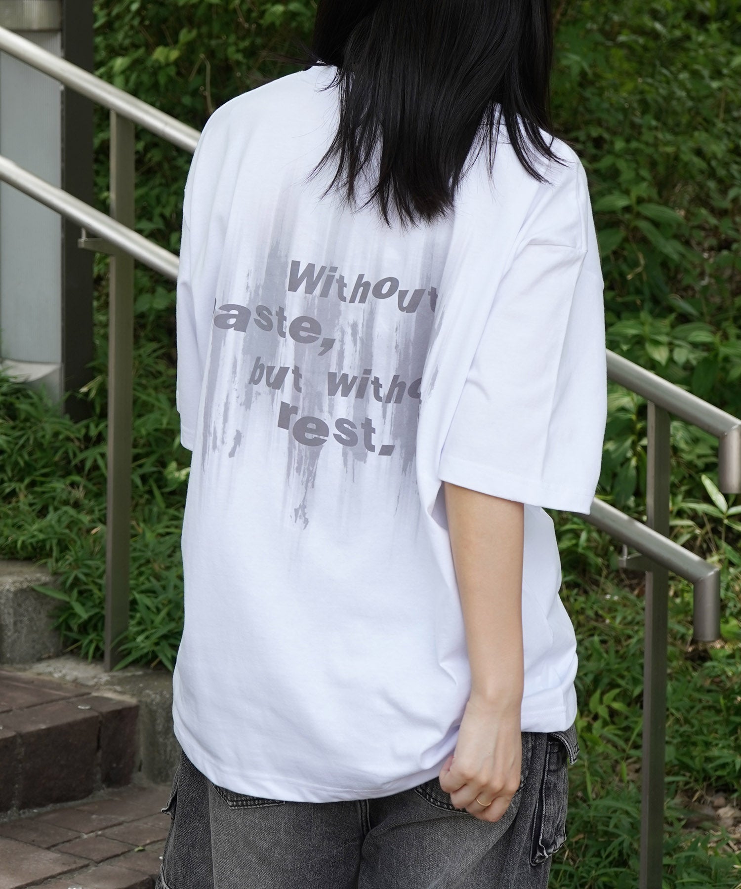 25SS ビッグシルエット プレーティング グラフィック プリント 半袖Tシャツ