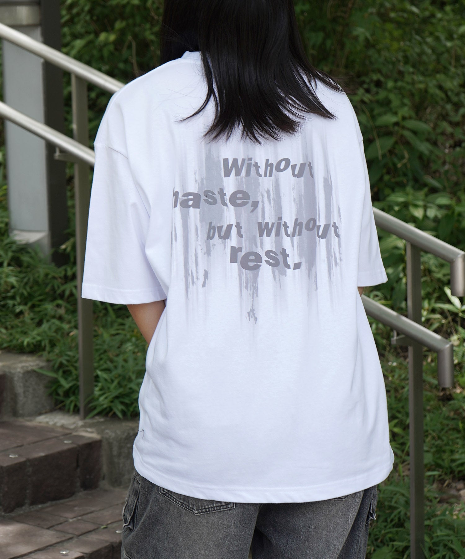 25SS ビッグシルエット プレーティング グラフィック プリント 半袖Tシャツ