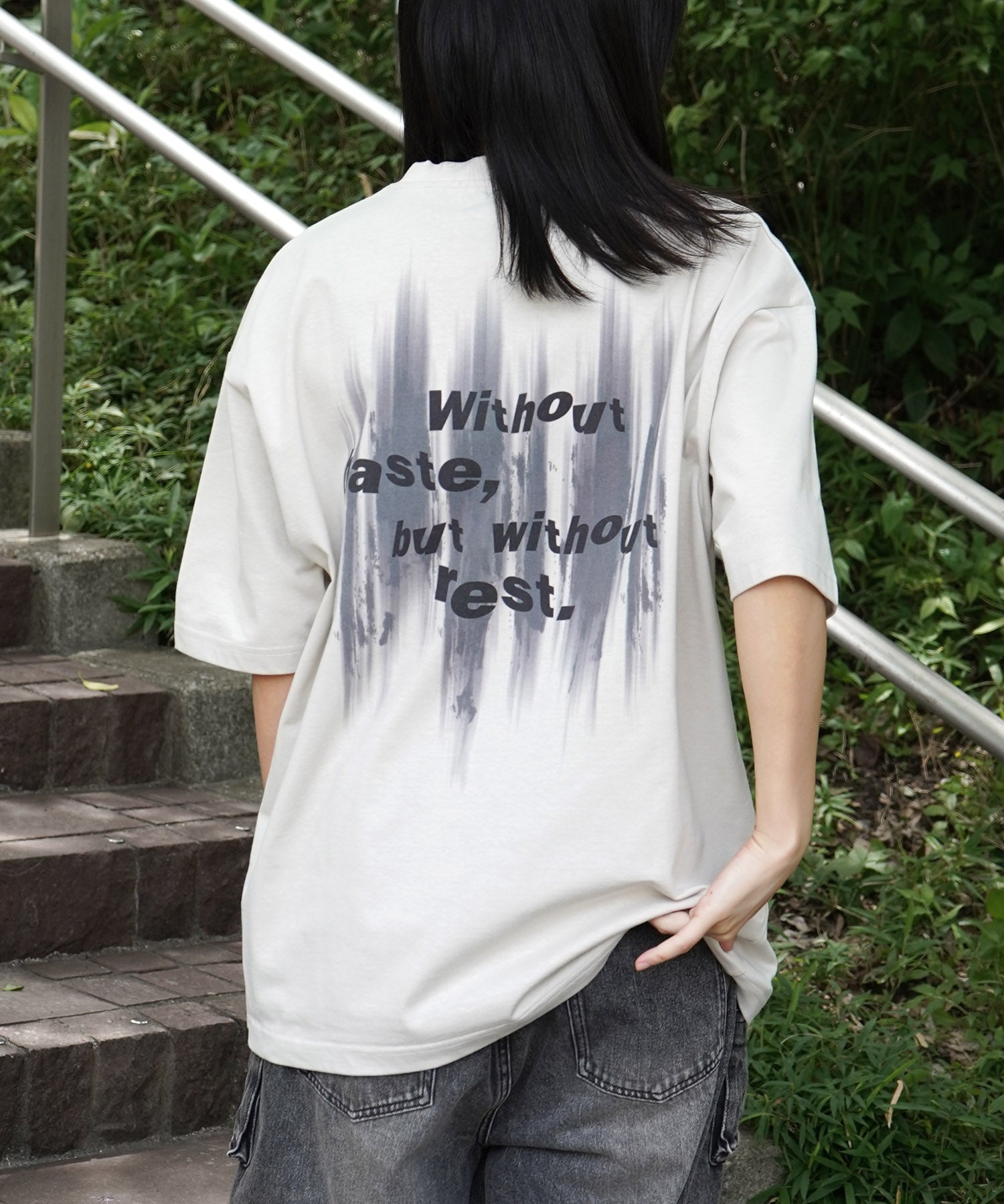 25SS ビッグシルエット プレーティング グラフィック プリント 半袖Tシャツ