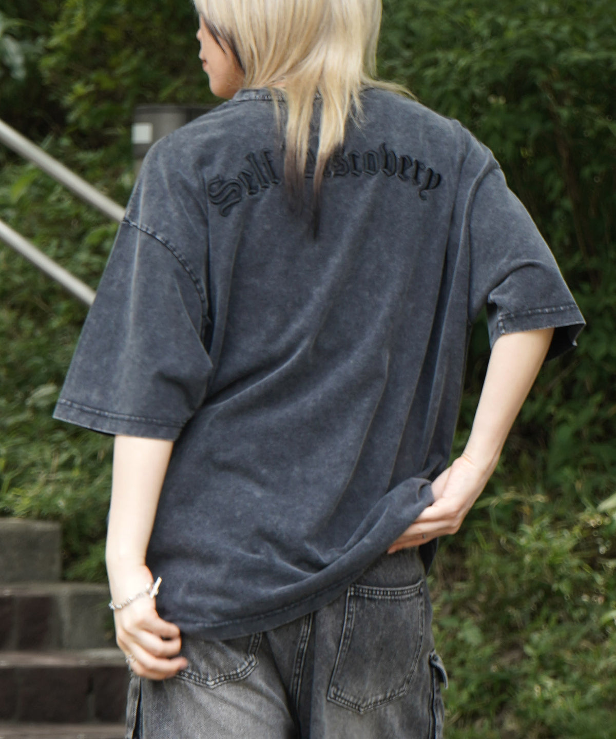 25SS ハードウォッシュ加工 ワンポイント刺繍  ボックスシルエット 半袖Tシャツ