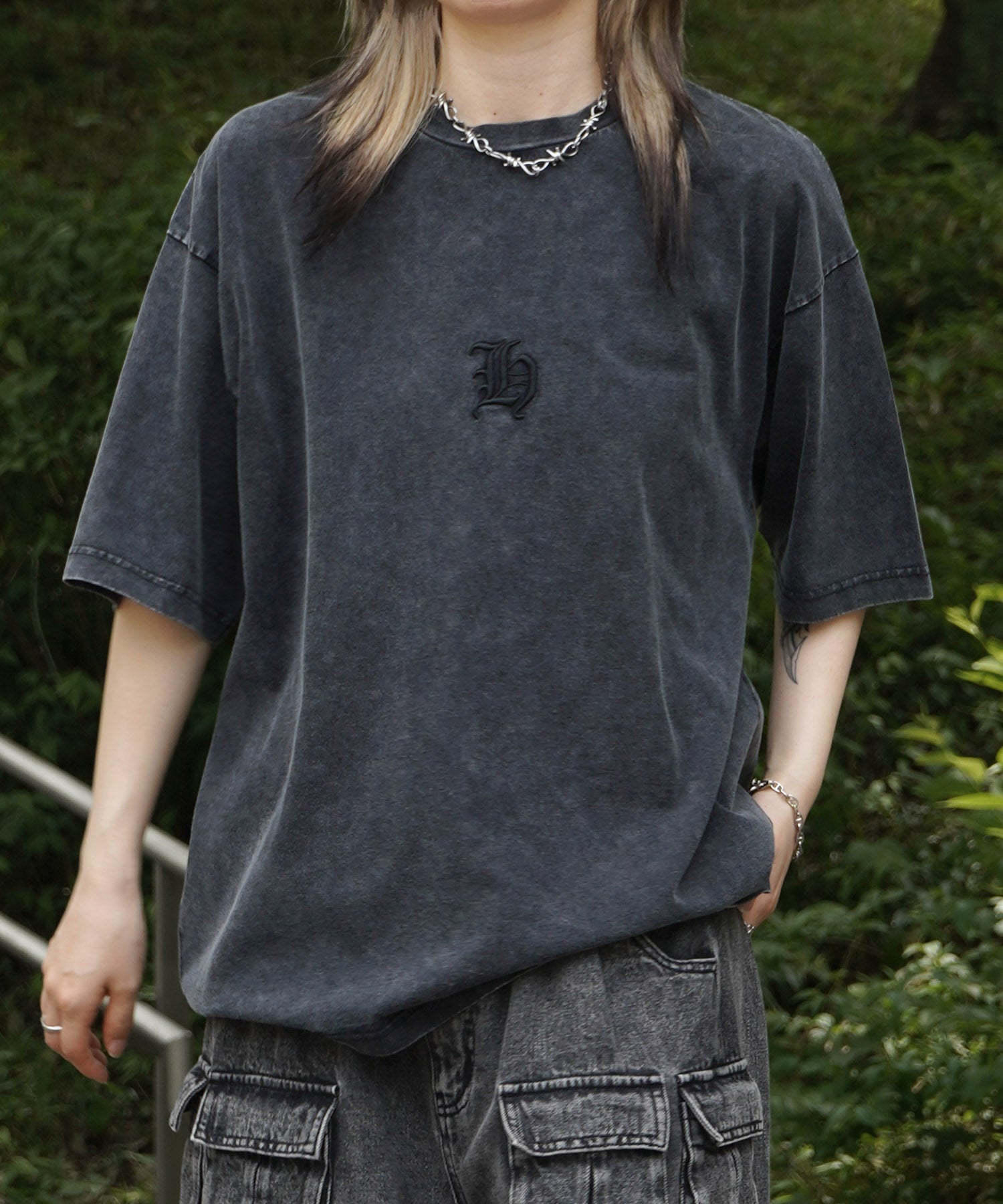 25SS ハードウォッシュ加工 ワンポイント刺繍 ボックスシルエット 半袖Tシャツ