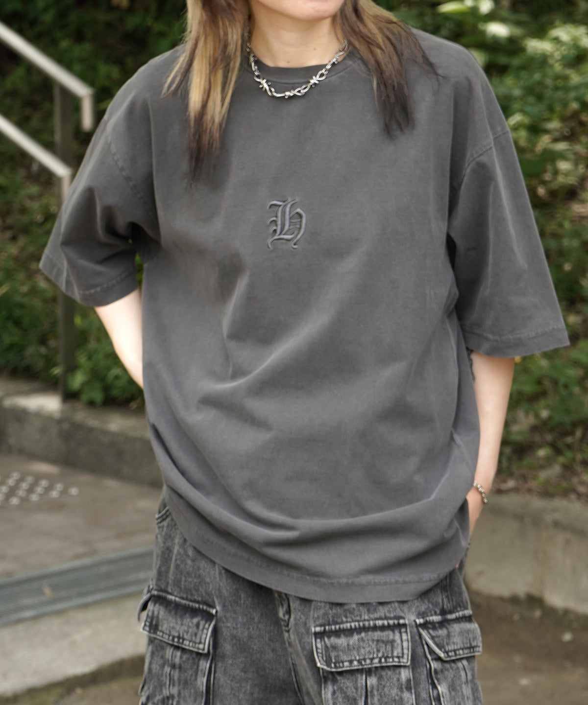 25SS ハードウォッシュ加工 ワンポイント刺繍  ボックスシルエット 半袖Tシャツ