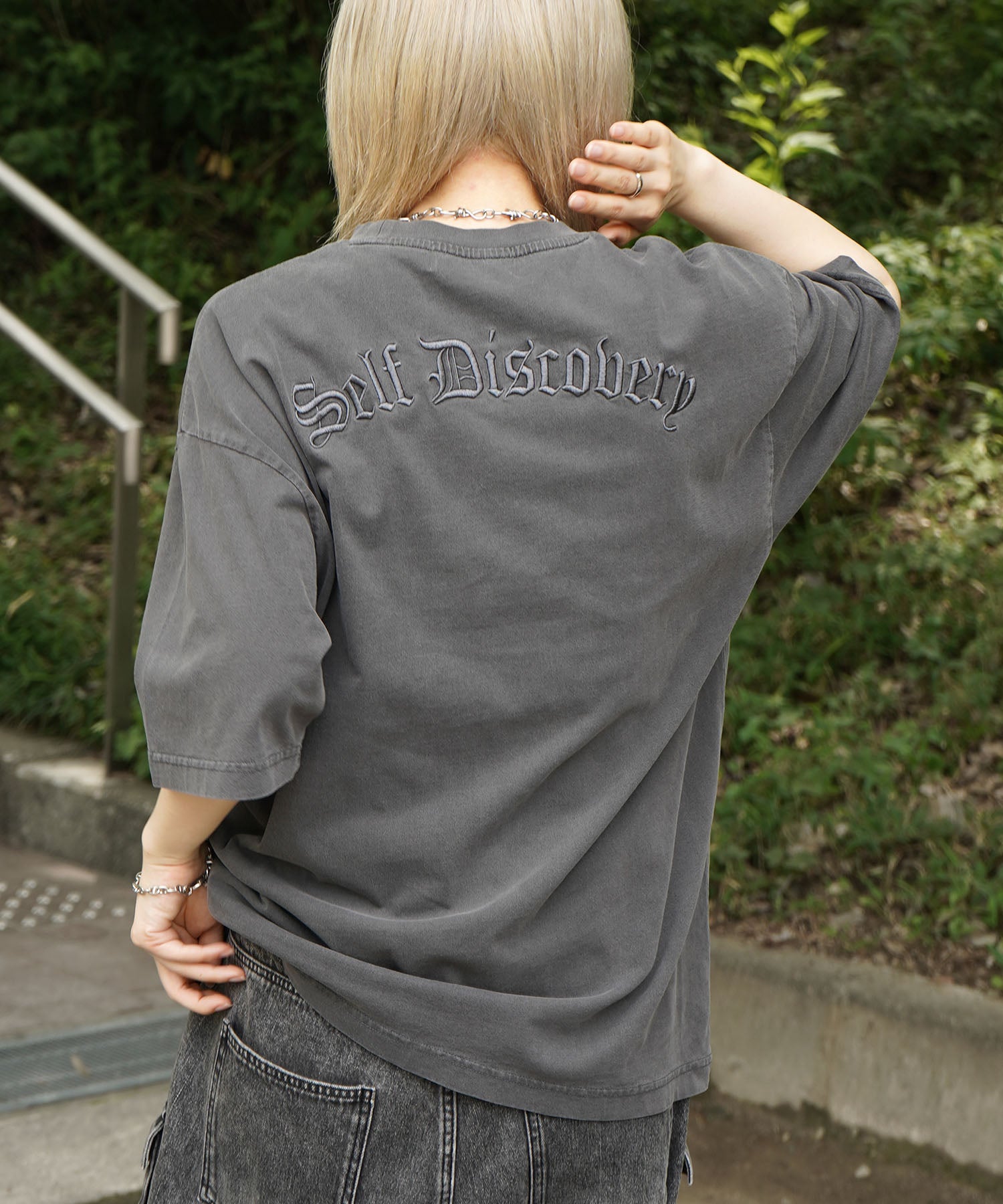 25SS ハードウォッシュ加工 ワンポイント刺繍 ボックスシルエット 半袖Tシャツ