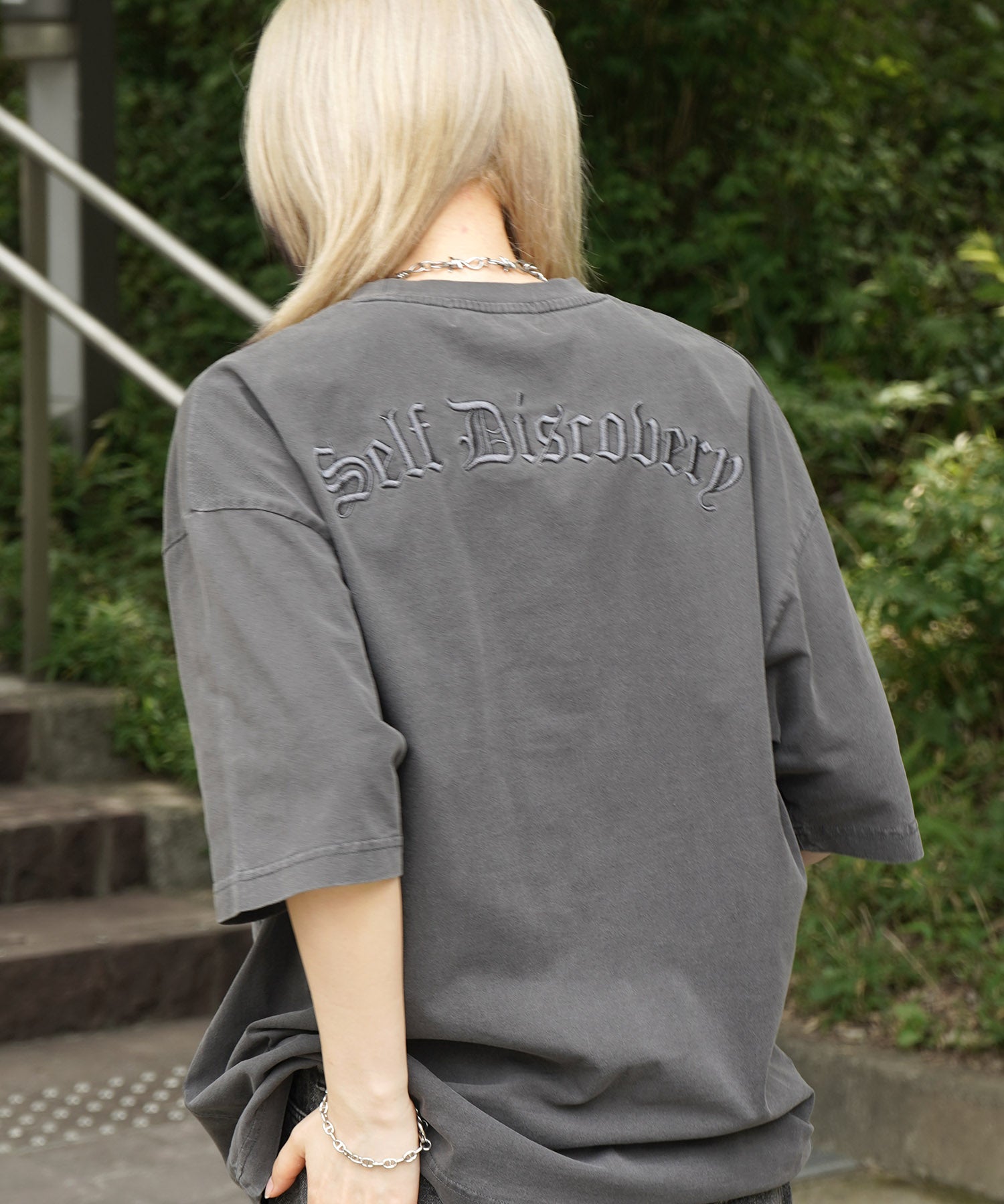 25SS ハードウォッシュ加工 ワンポイント刺繍 ボックスシルエット 半袖Tシャツ