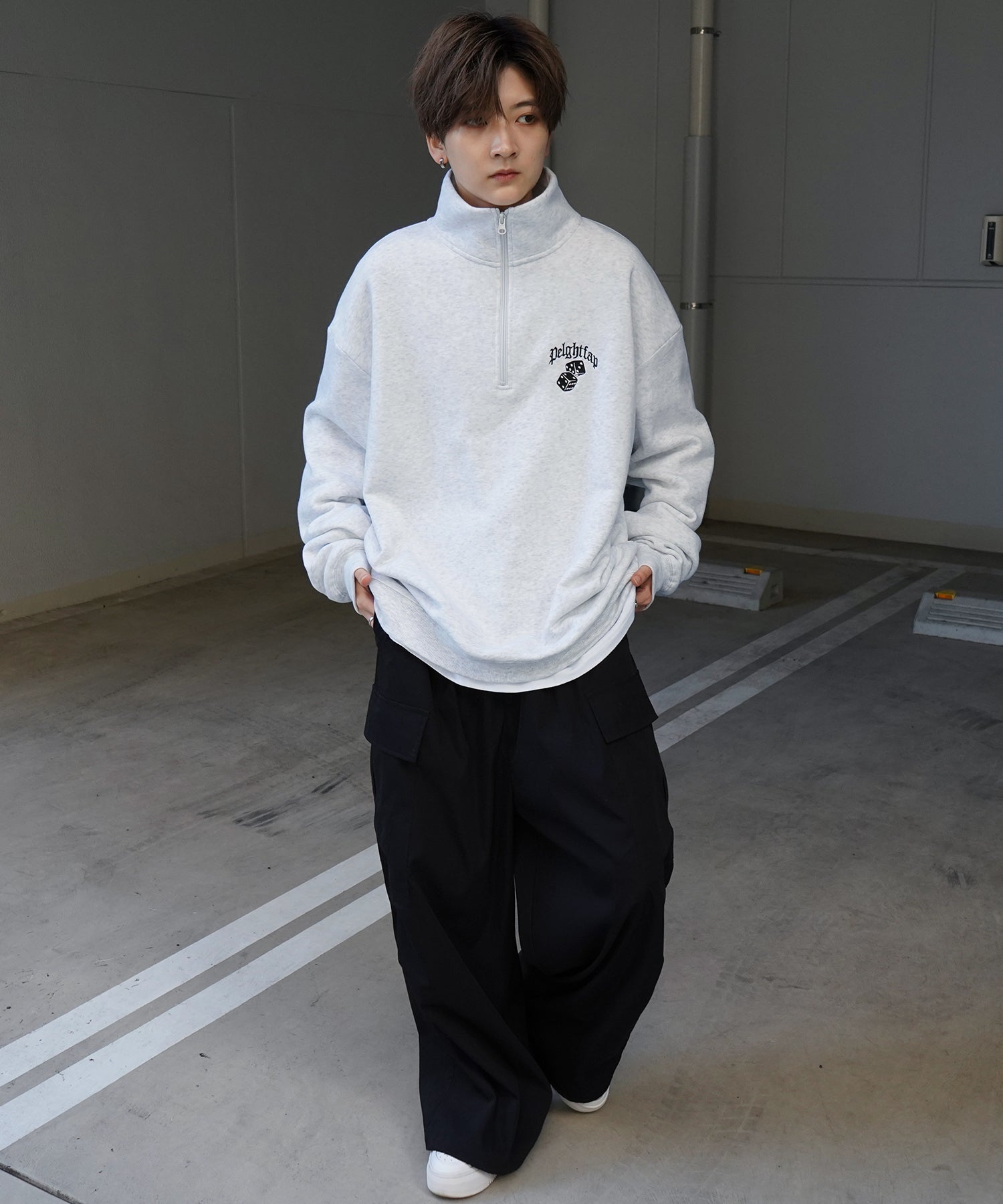 ビリヤード/ダイス ワンポイント刺繍ロゴ ビッグシルエット 裏起毛プルオーバーハーフジップスウェット