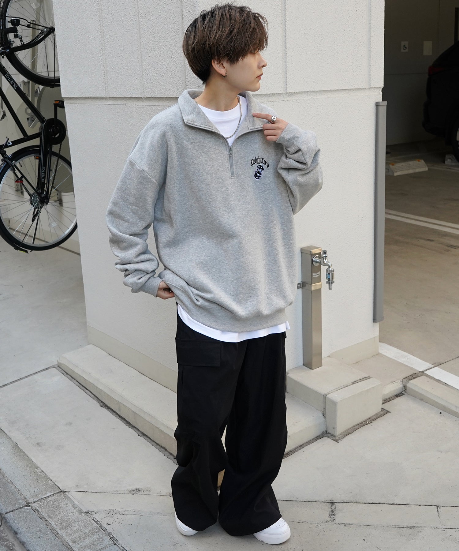 ビリヤード/ダイス ワンポイント刺繍ロゴ ビッグシルエット 裏起毛プルオーバーハーフジップスウェット