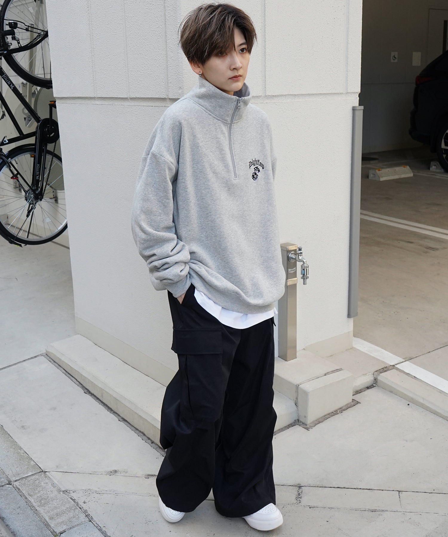 ビリヤード/ダイス ワンポイント刺繍ロゴ ビッグシルエット 裏起毛プルオーバーハーフジップスウェット