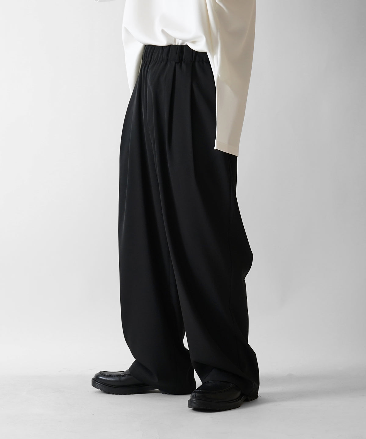 25SS【セットアップ対応】新色追加 ドレープとろみ リラックスイージー ワイドテーパードパンツ